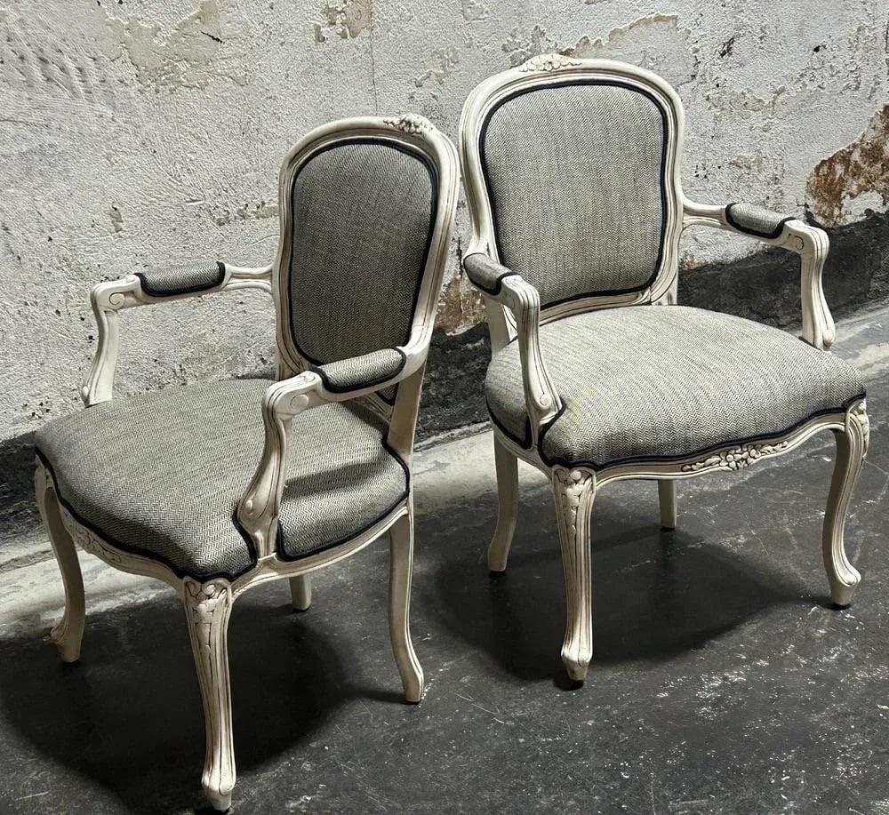 Pair of Vintage Louis XV French Rococo Style Fauteuil Chairs - Fully Restored - 3