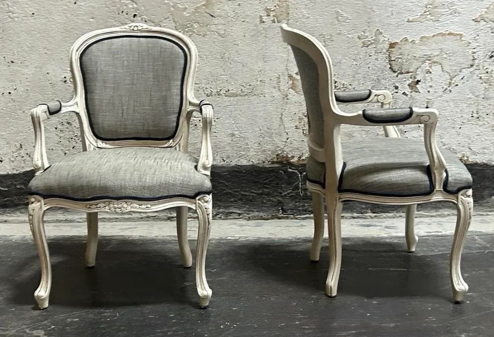 Pair of Vintage Louis XV French Rococo Style Fauteuil Chairs - Fully Restored - 4