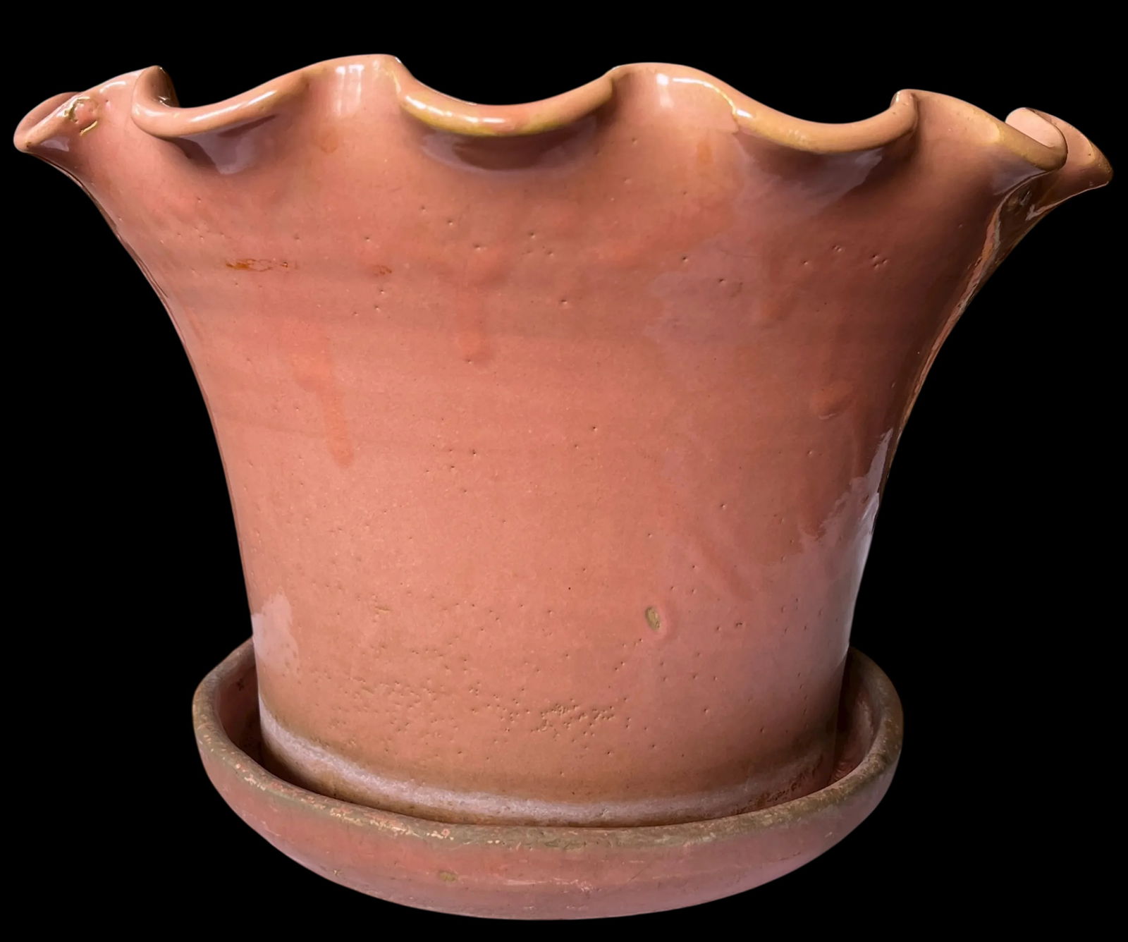 Early 20th Century Large Antique French Hand Thrown Earthenware Scalloped Pink Glazed Planters With - 5