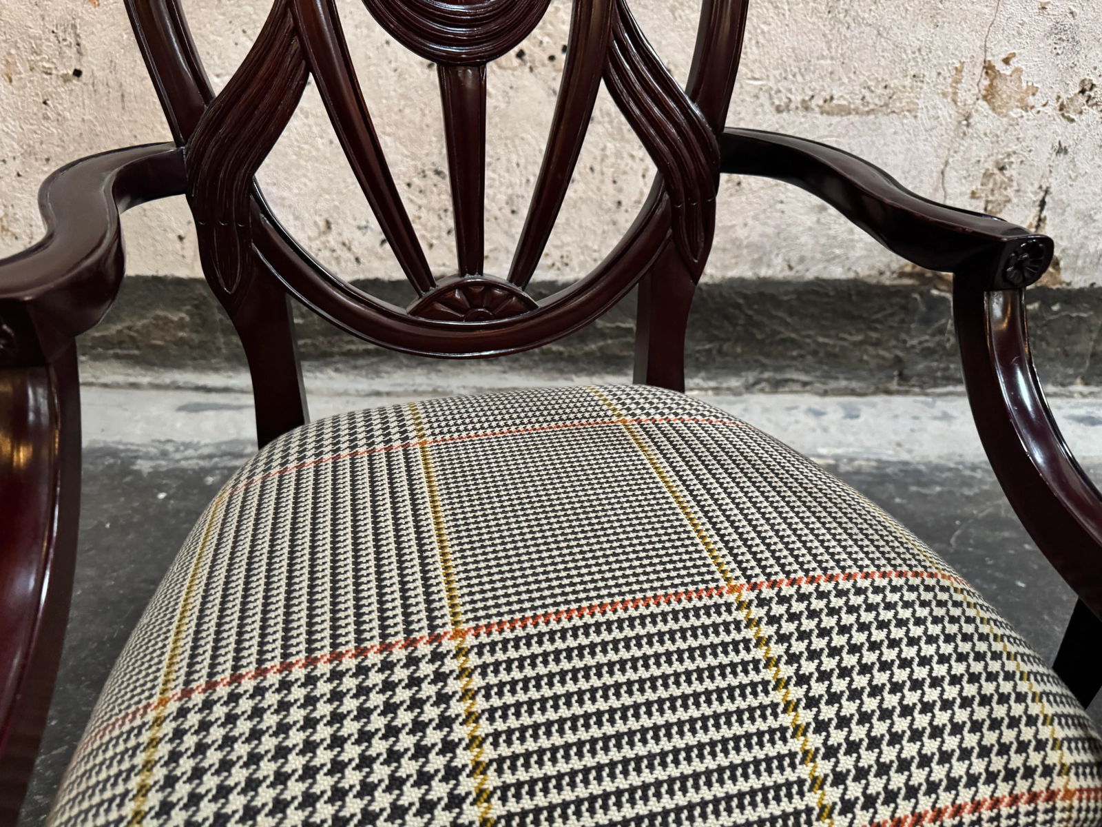 Pair of Vintage Georgian/Neoclassical Style Shield Back Armchairs - 7