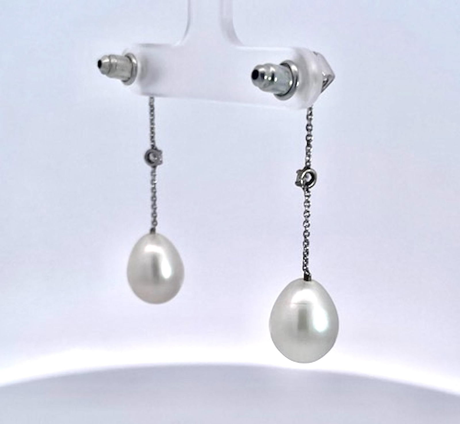 18k White Gold Pearl Drop Earrings, A Pair - 8