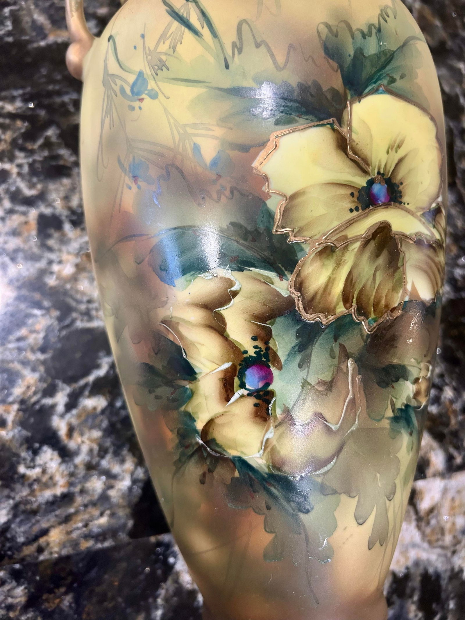 Antique, Hand-Painted, Royal Nippon Nishiki Porcelain Vase With Gilded Accents and a Ruffled Lip, Li - 2