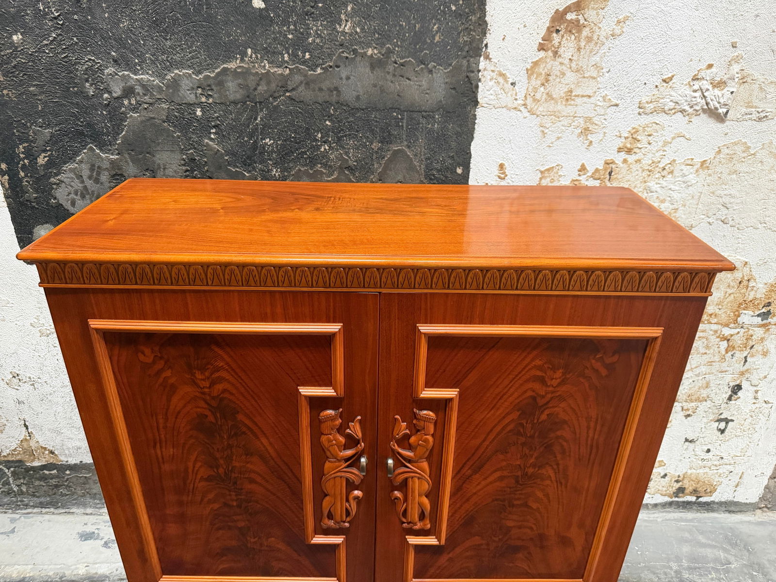 Swedish Grace Hand-Carved Antique Art Deco Bar or Storage Cabinet 1920s - 4