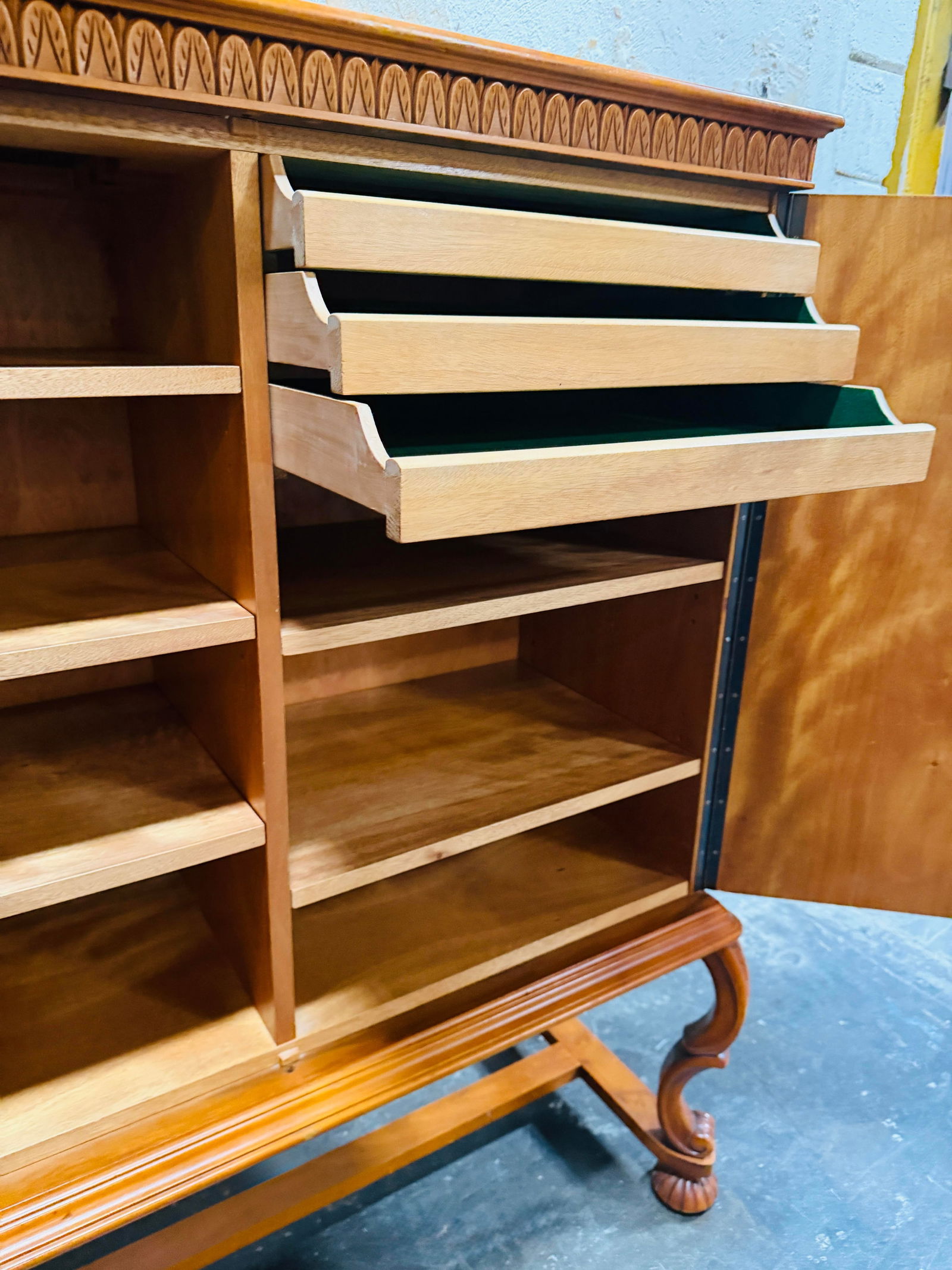 Swedish Grace Hand-Carved Antique Art Deco Bar or Storage Cabinet 1920s - 6