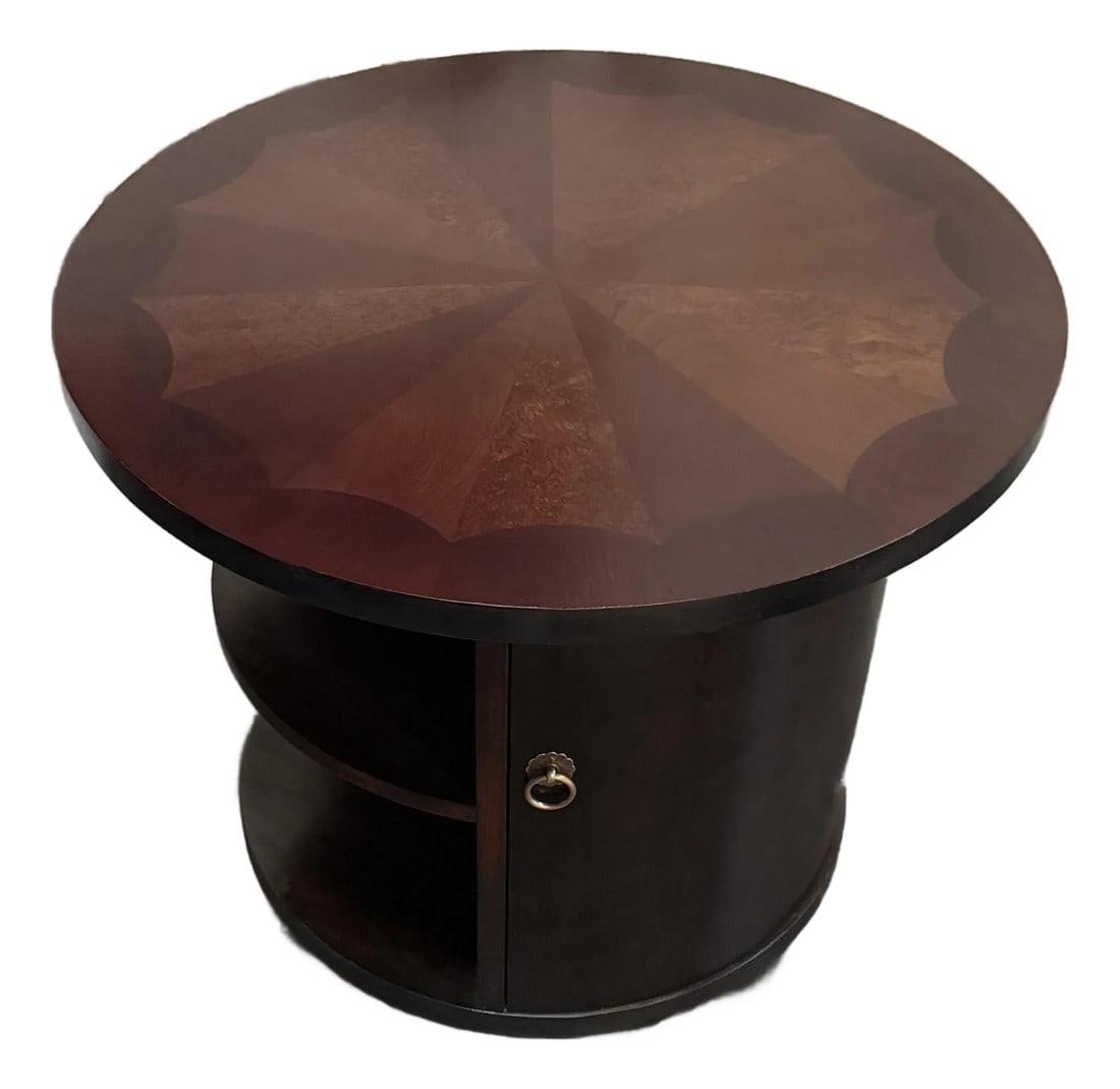 Swedish Grace Art Deco Round Rökbord Bar Cabinet / End Table by SMF Bodafors c.1930: Spectacular rare cylindrical Swedish Grace (Art Deco) bar cabinet attributed to SMF Bodafors (AB Svenska Möbelfabrikerna), one of Sweden's premier manufacturers located in Bodafors,