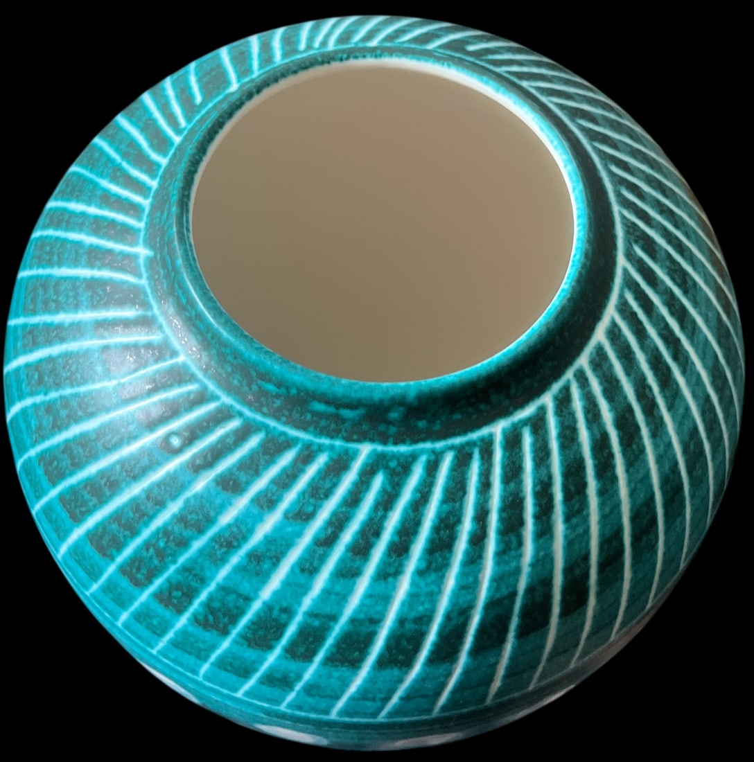 Aerin Calinda Tall Tapered Vase – Hand-Thrown Italian Pottery, New in Box 14"h X 9"w - 6