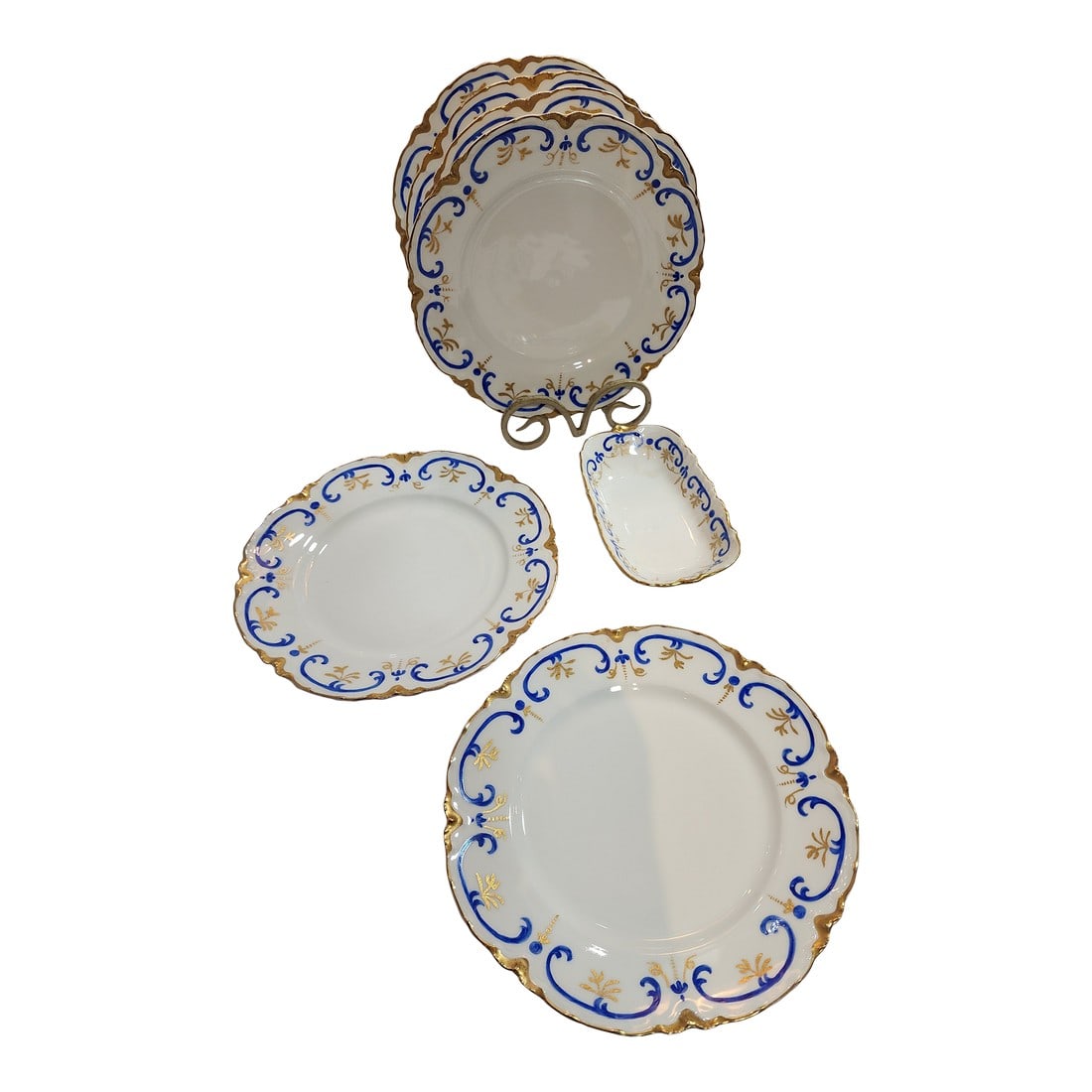 Late 19th Century Set of 6 Limoges Antique Hand Painted Dinner Plates and a Butter Dish.: Beautiful set, very rare Venice Pattern. Includes 5 plates in excellent condition, one plate with a chip and a lovely butter dish. French Country style in blue, white and gold. Condition: