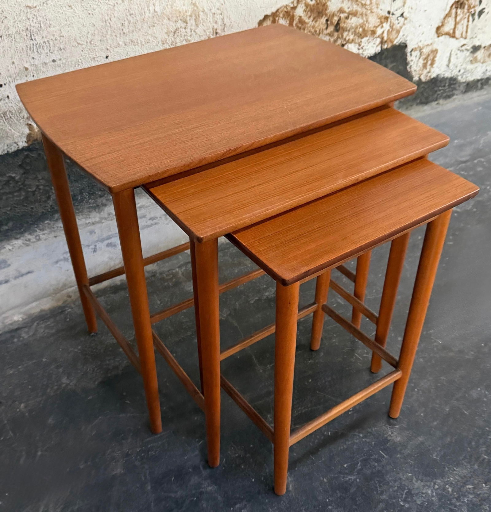Set of 3 Mid-Century Modern Teak Nesting End Tables by Seffle Möbelfabrik C. 1950s - 8