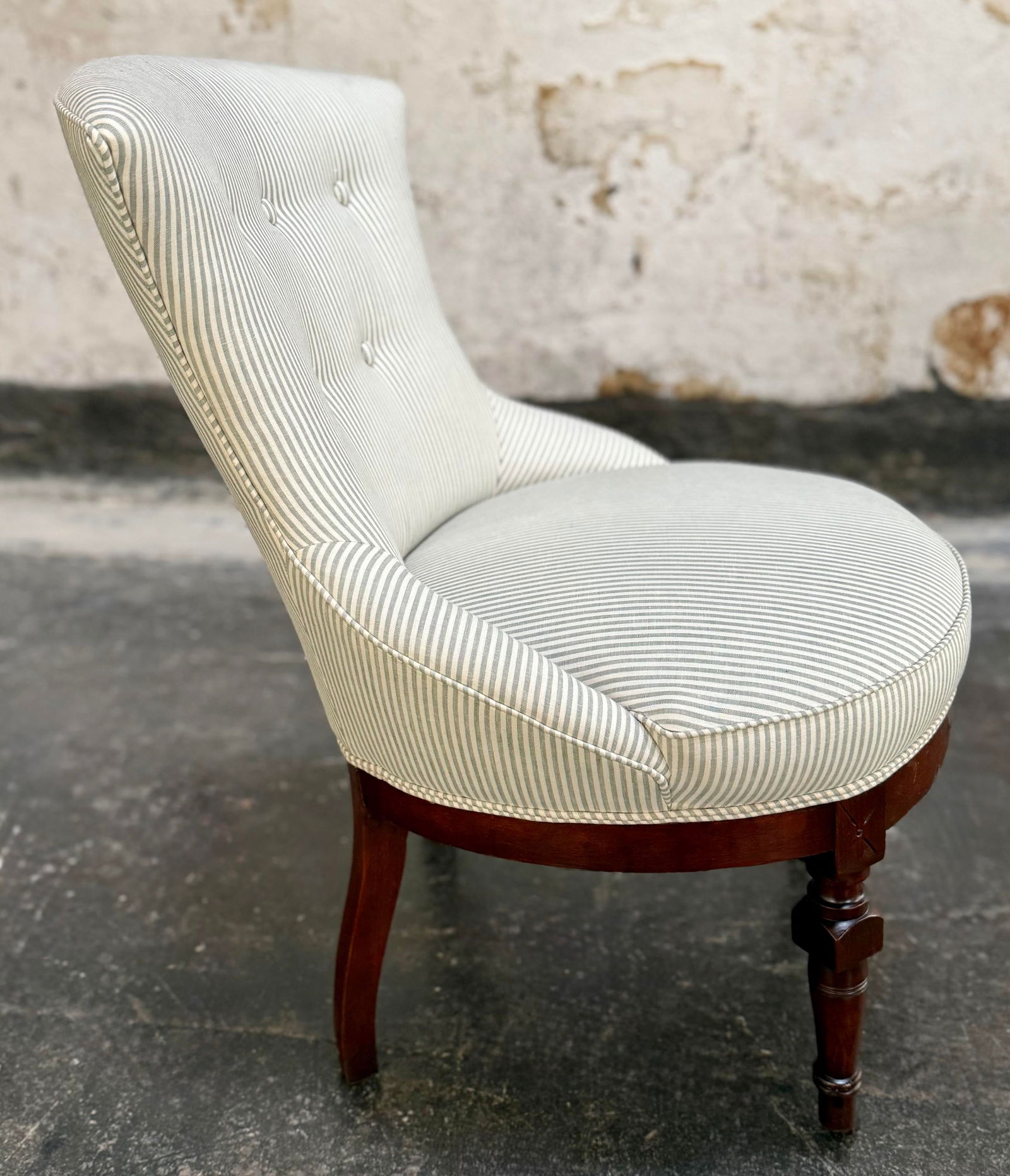 Swedish Rococo Revival Victorian Slipper "Emma" Chair C. 1880 - Fully Restored - 2