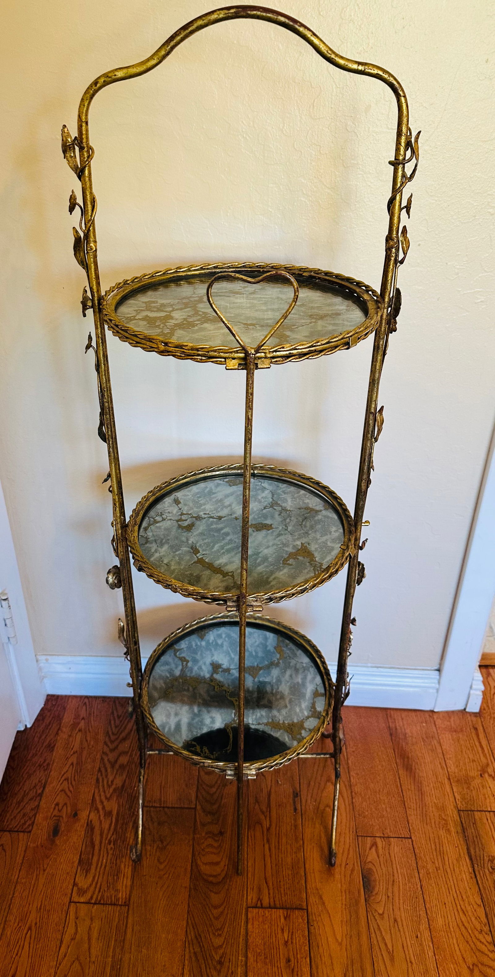 1950s Italian Gold Gilt Étagère Three-Tiers Foldable Serving Tray Table - 10