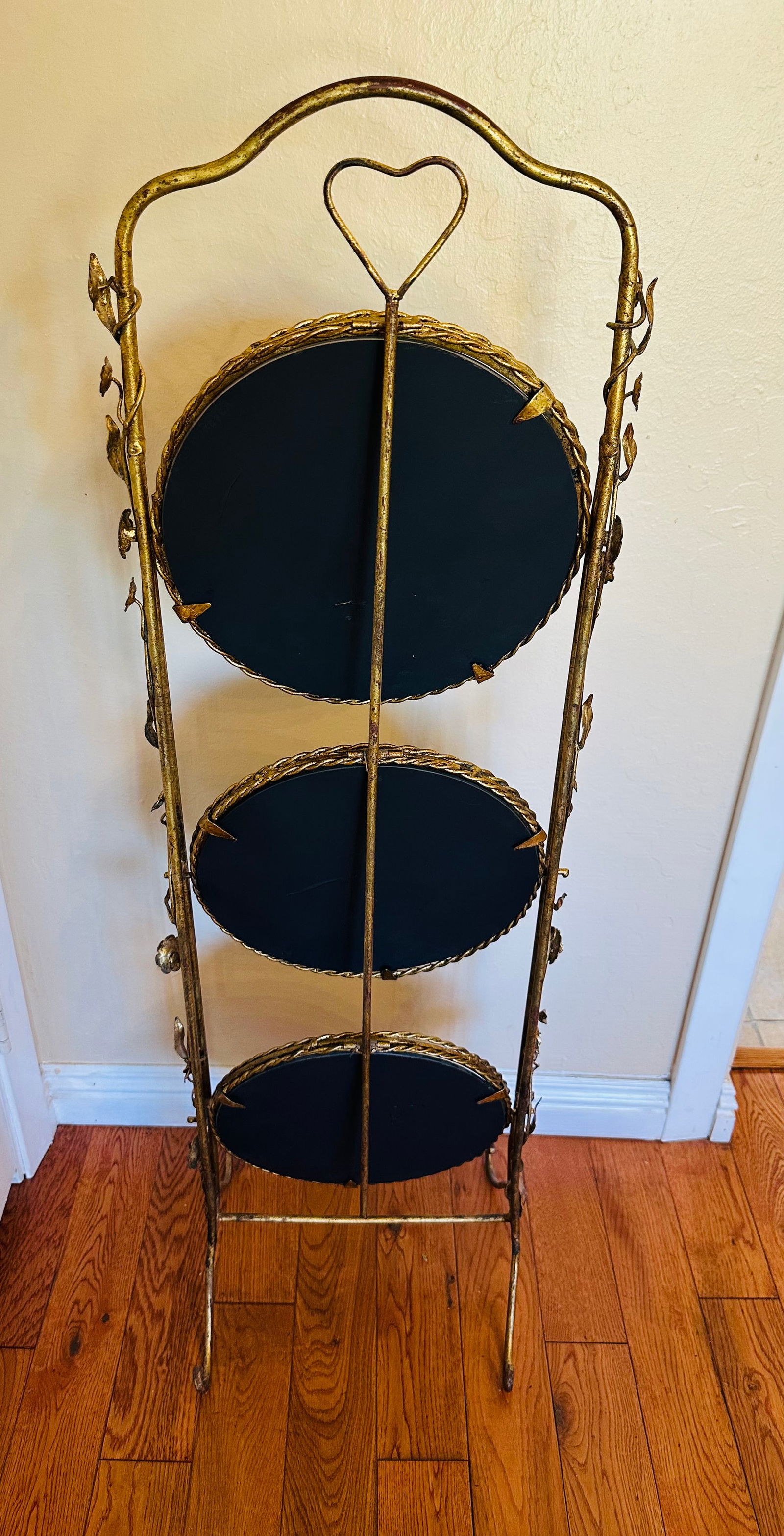 1950s Italian Gold Gilt Étagère Three-Tiers Foldable Serving Tray Table - 11