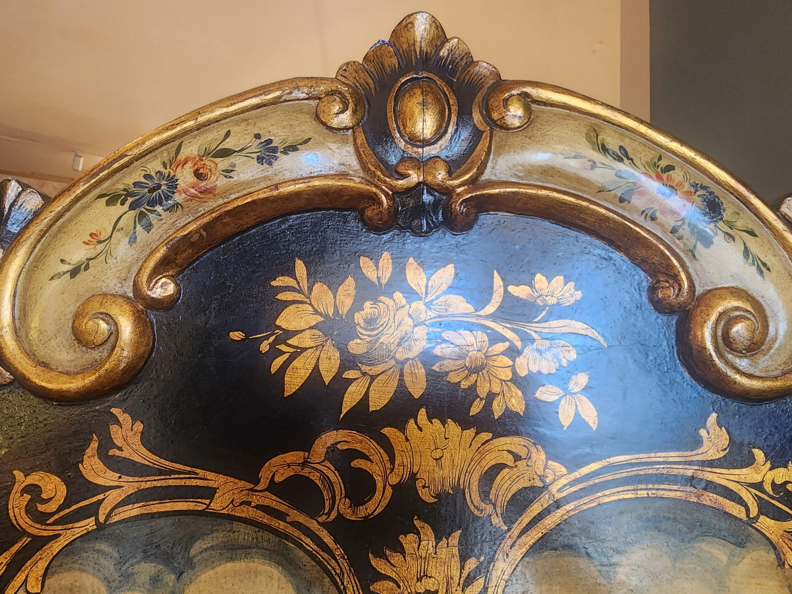 Incredible Pair of 19th Century Hand Painted Twin Beds. - 2