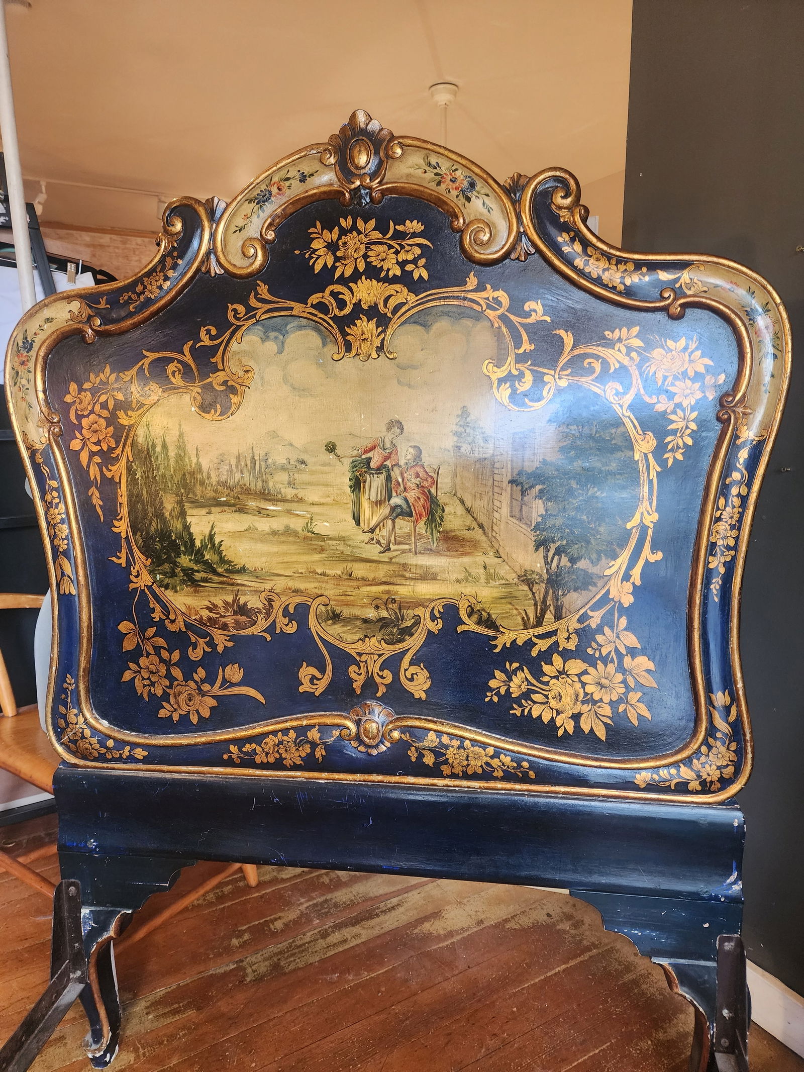 Incredible Pair of 19th Century Hand Painted Twin Beds. - 3