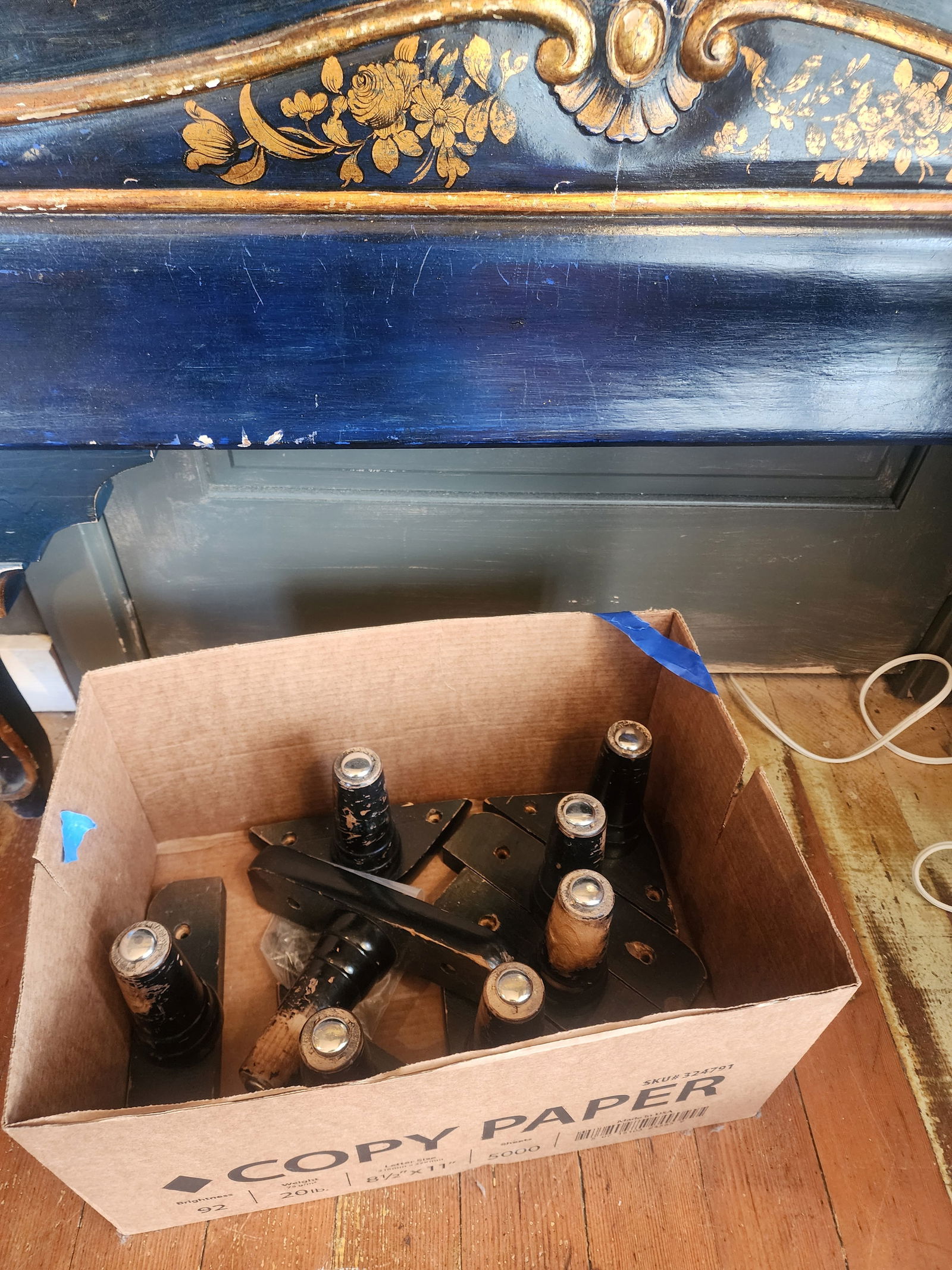 Incredible Pair of 19th Century Hand Painted Twin Beds. - 9