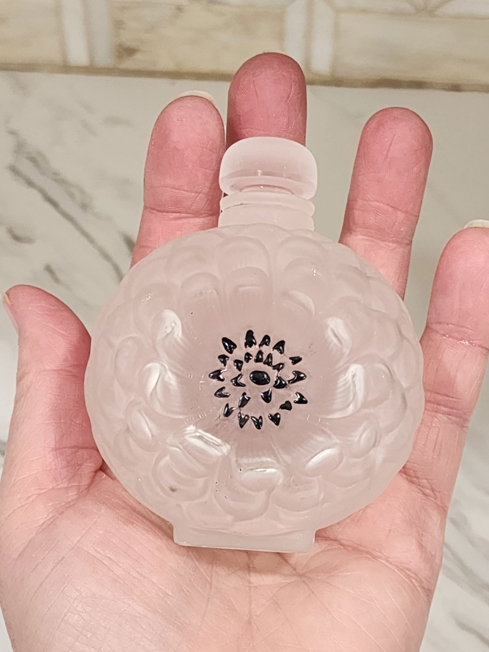 1900s 2 Lalique Dahlia Perfume Bottles - 7