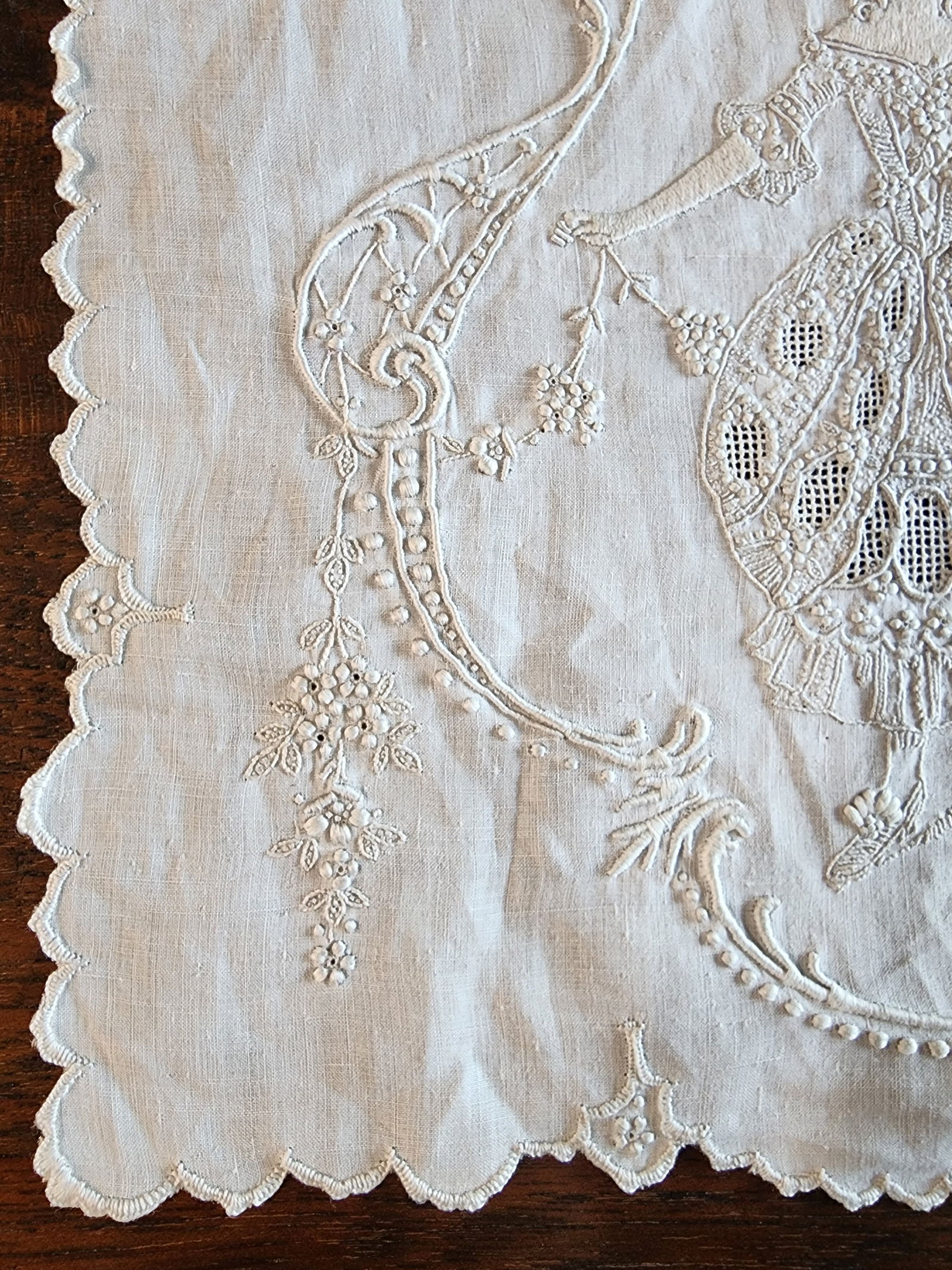 Exquisite Antique Embroidered Handkerchief - 10