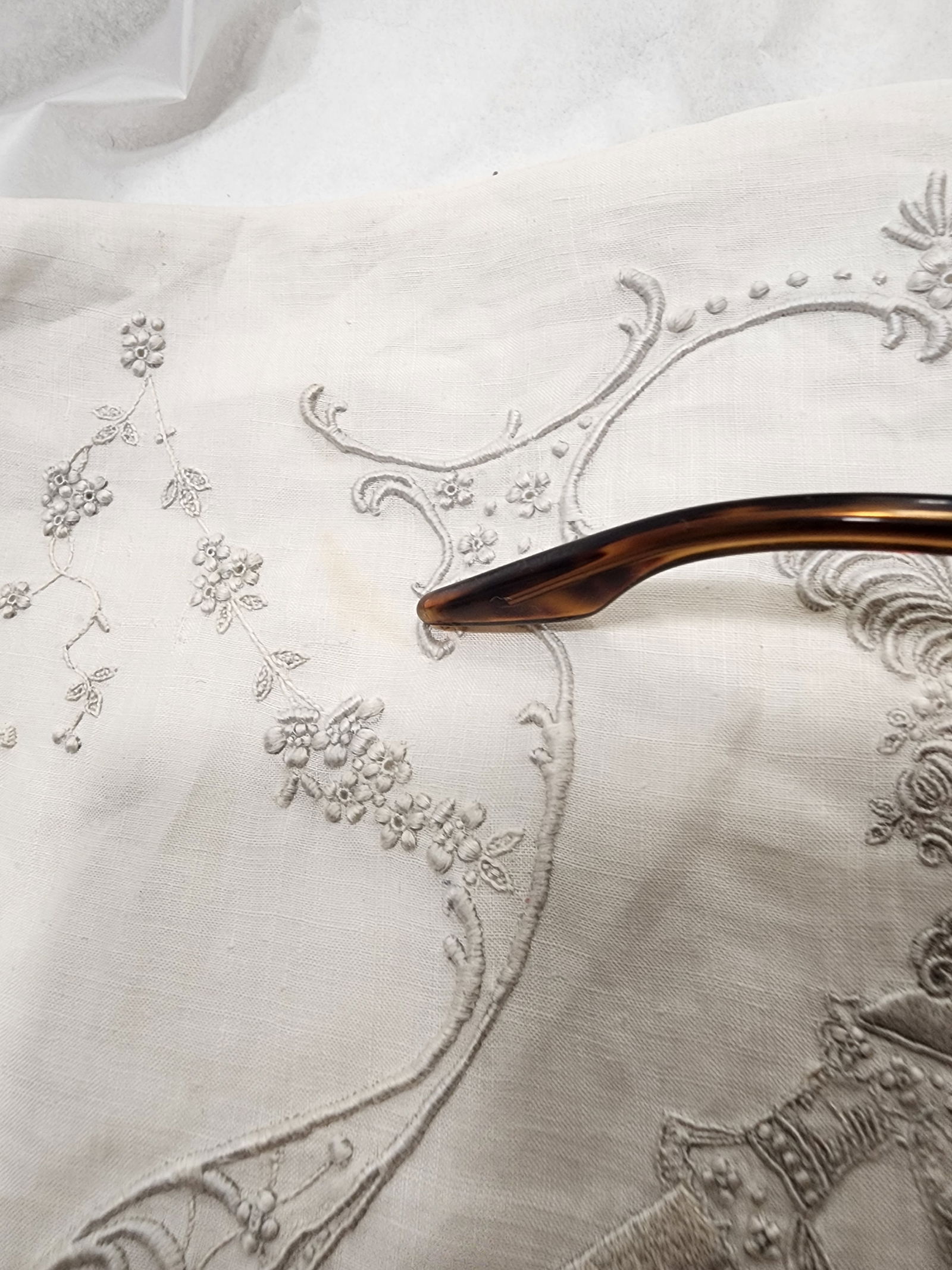 Exquisite Antique Embroidered Handkerchief - 11