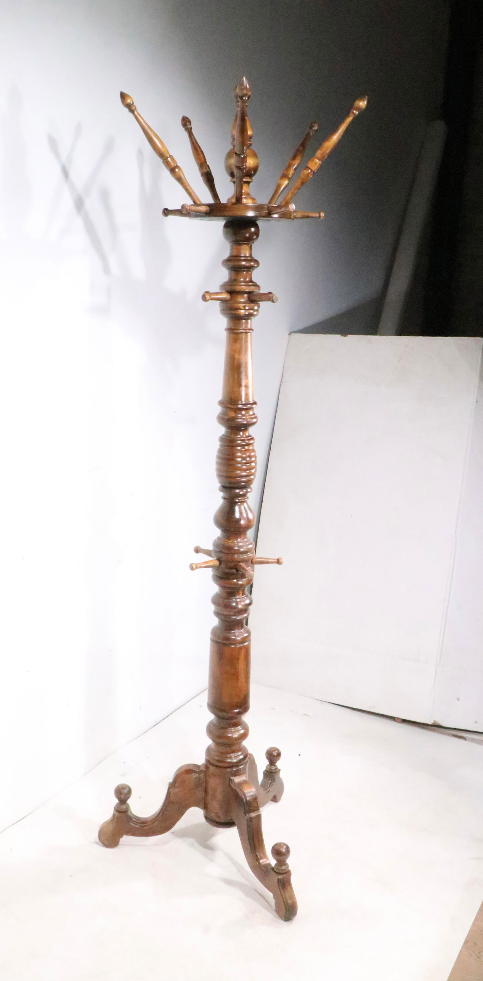 19th Century Victorian Walnut Coat Rack Coat Tree - 2