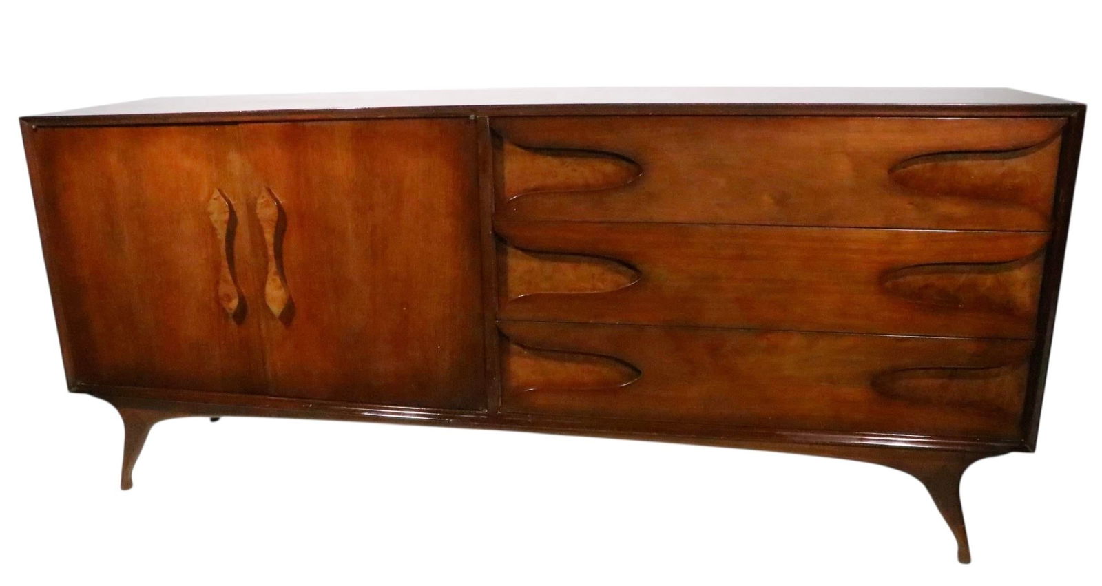 Mid Century Dresser With Burl Trim and Sculpted Legs and Drawer Pulls C 1950/60's - 10