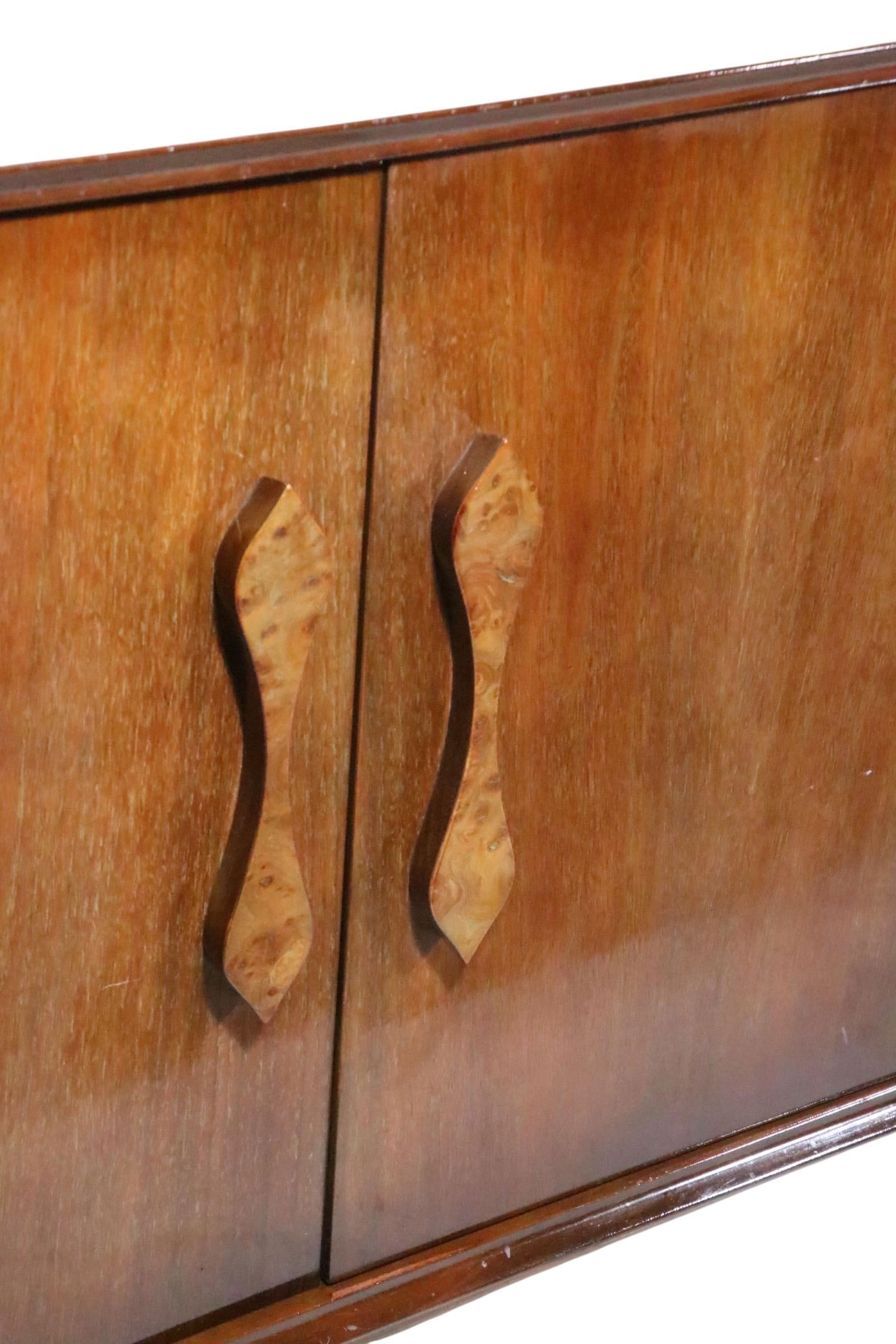 Mid Century Dresser With Burl Trim and Sculpted Legs and Drawer Pulls C 1950/60's - 7