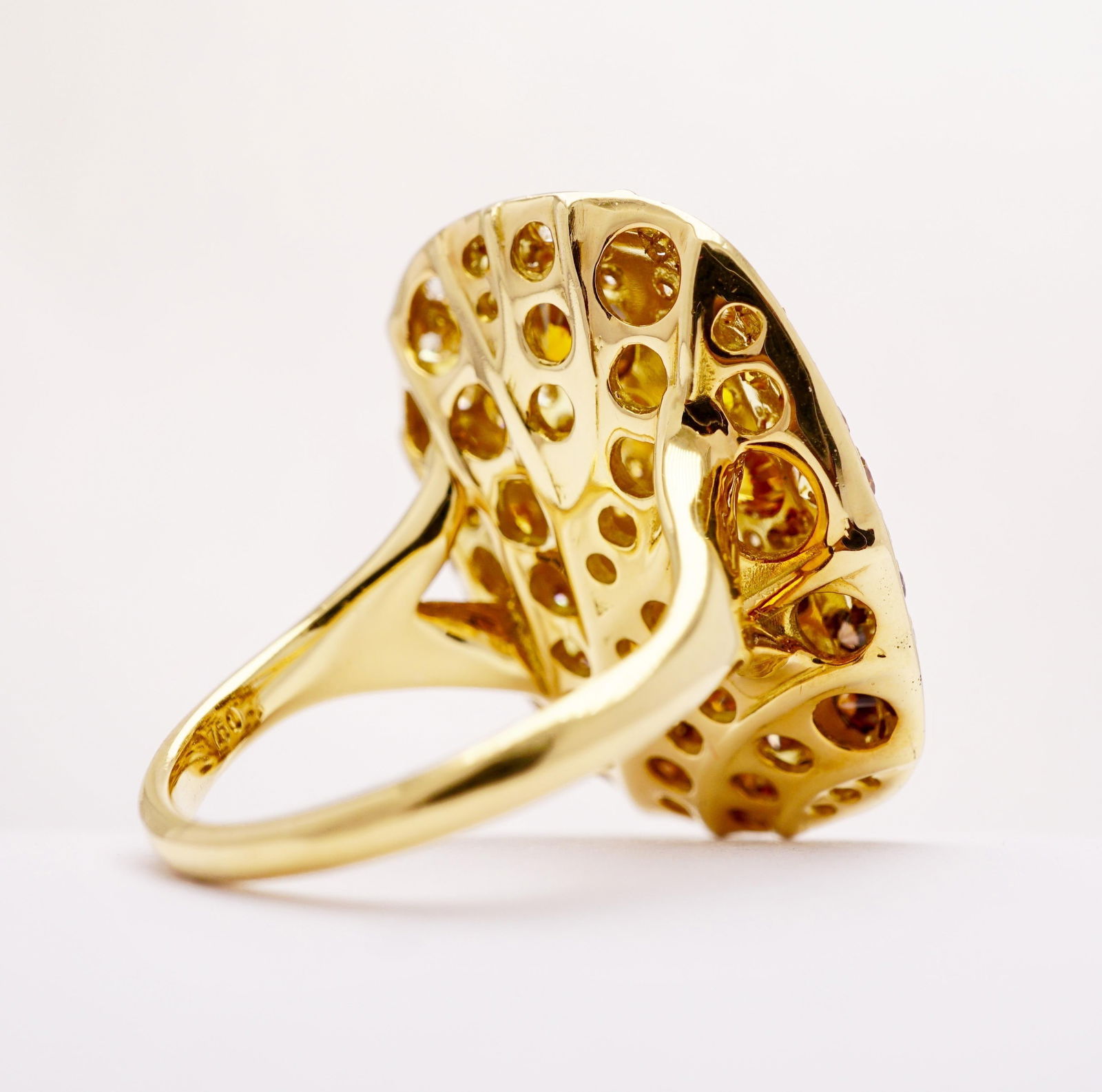 The Loch Fancy Colored Diamonds Simon Ardem New York Fall Collection Ring - 3