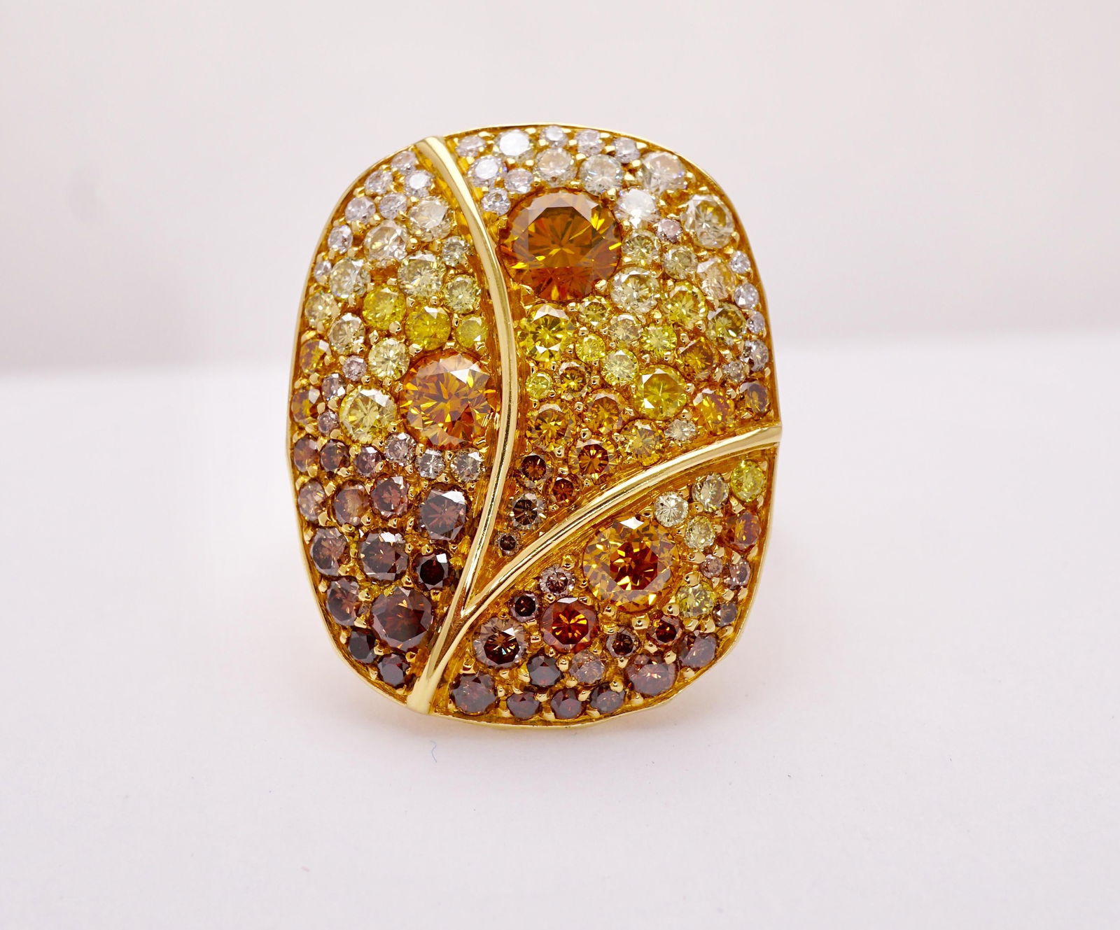 The Loch Fancy Colored Diamonds Simon Ardem New York Fall Collection Ring - 4