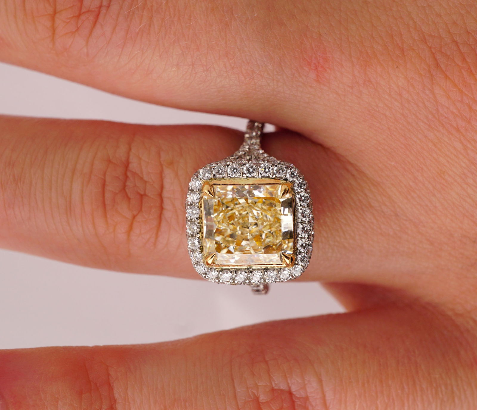 Certified Fancy Yellow Radiant 2.84 Carat Diamond Cocktail Ring Set in Platinum, Size 6 - 8