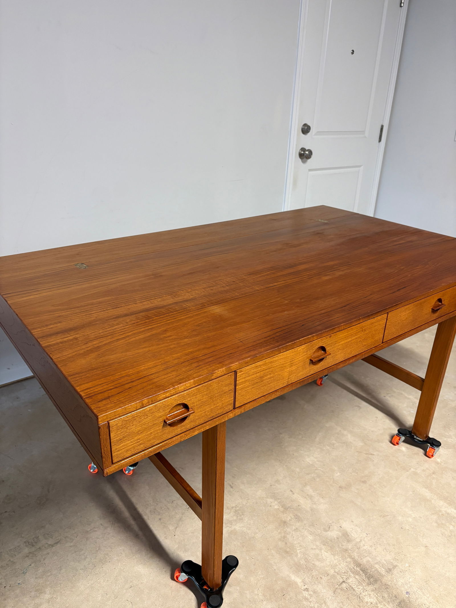 1960s Mid-Century Modern Danish Teak Flip-Top Desk by Peter LÃ¸vig Nielsen - 11
