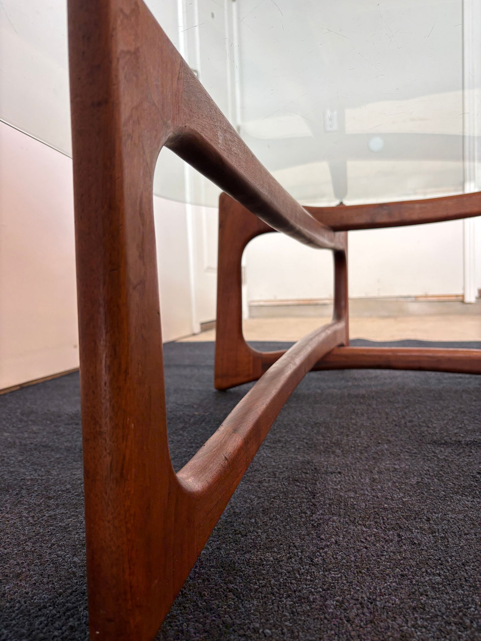 Attributed Vintage Amoeba Coffee Table Walnut Base Glass Top Mid-Century Modern Attributed to Adrian - 7