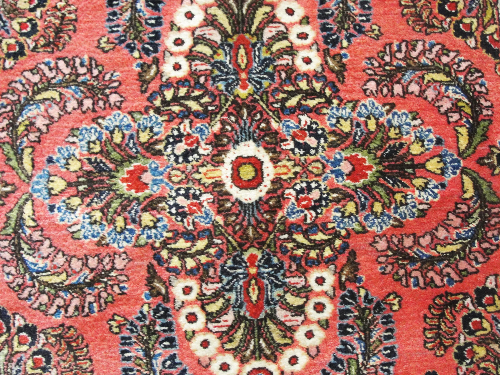Antique Sarouk Rug, C-1920, Excellent Condition - 5