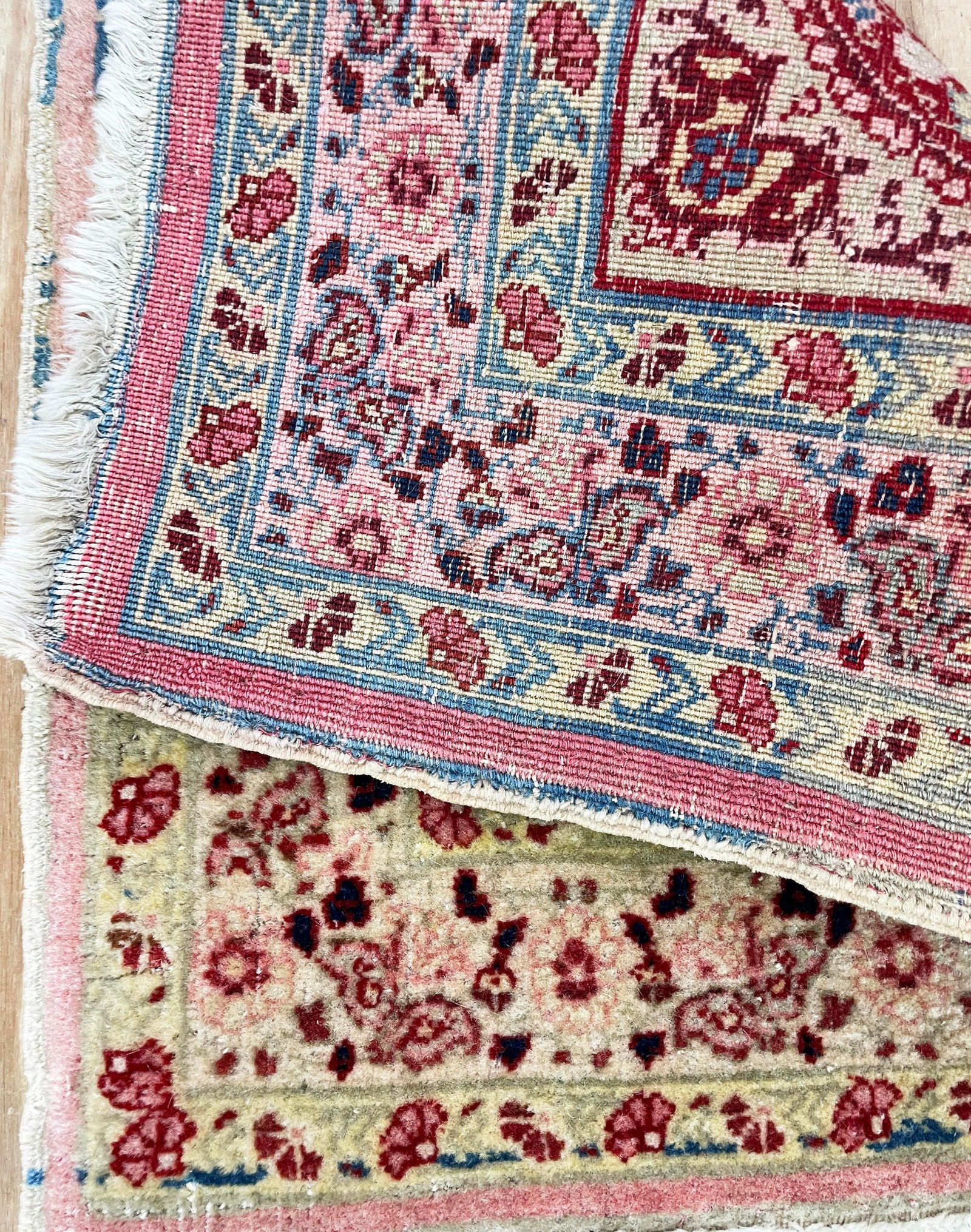 Antique Persian Tabriz Rug, the Center of Universe - 3