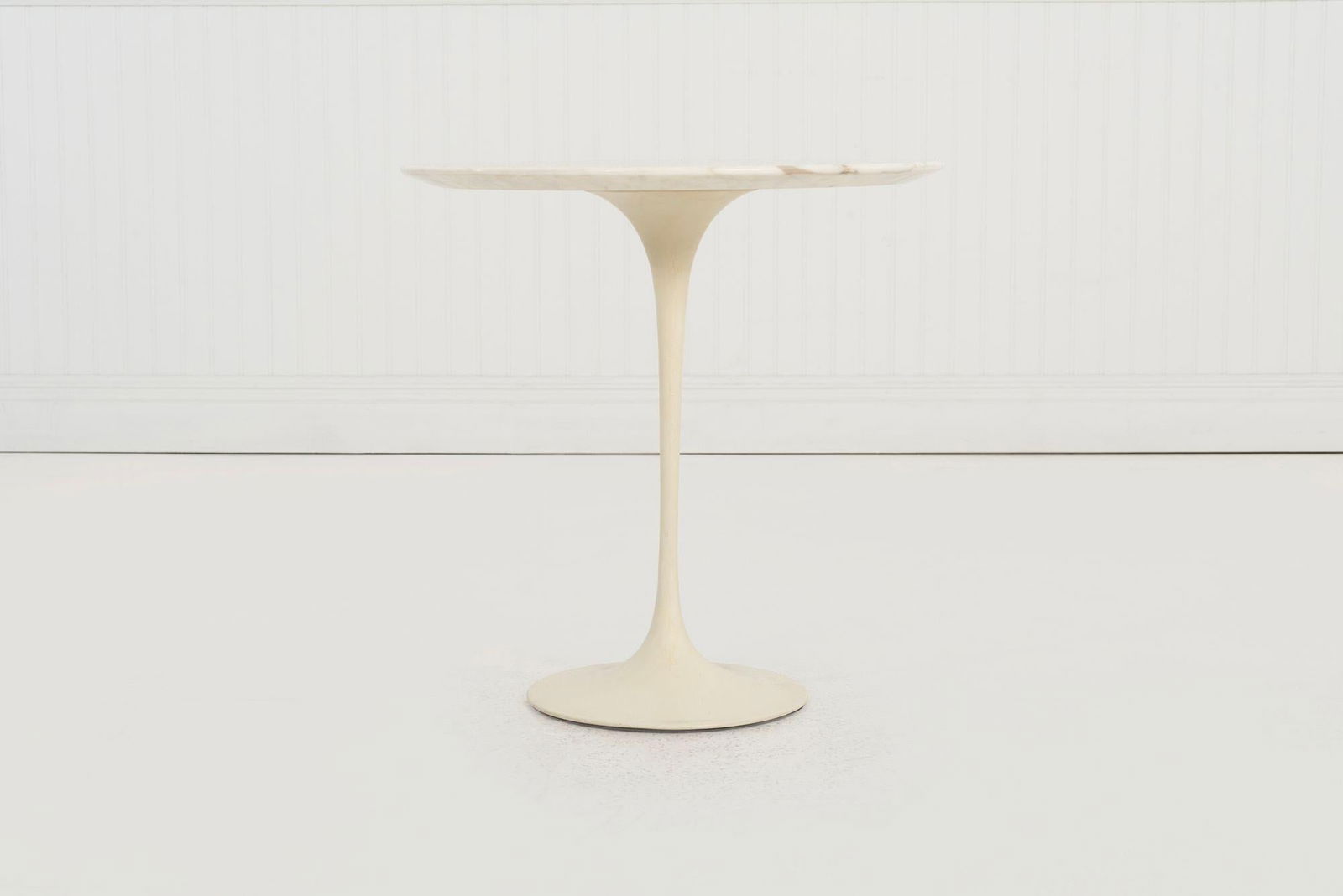 Eero Saarinen for Knoll "Tulip" Side Table, c.1960 – Early Carrara Marble Top - 3