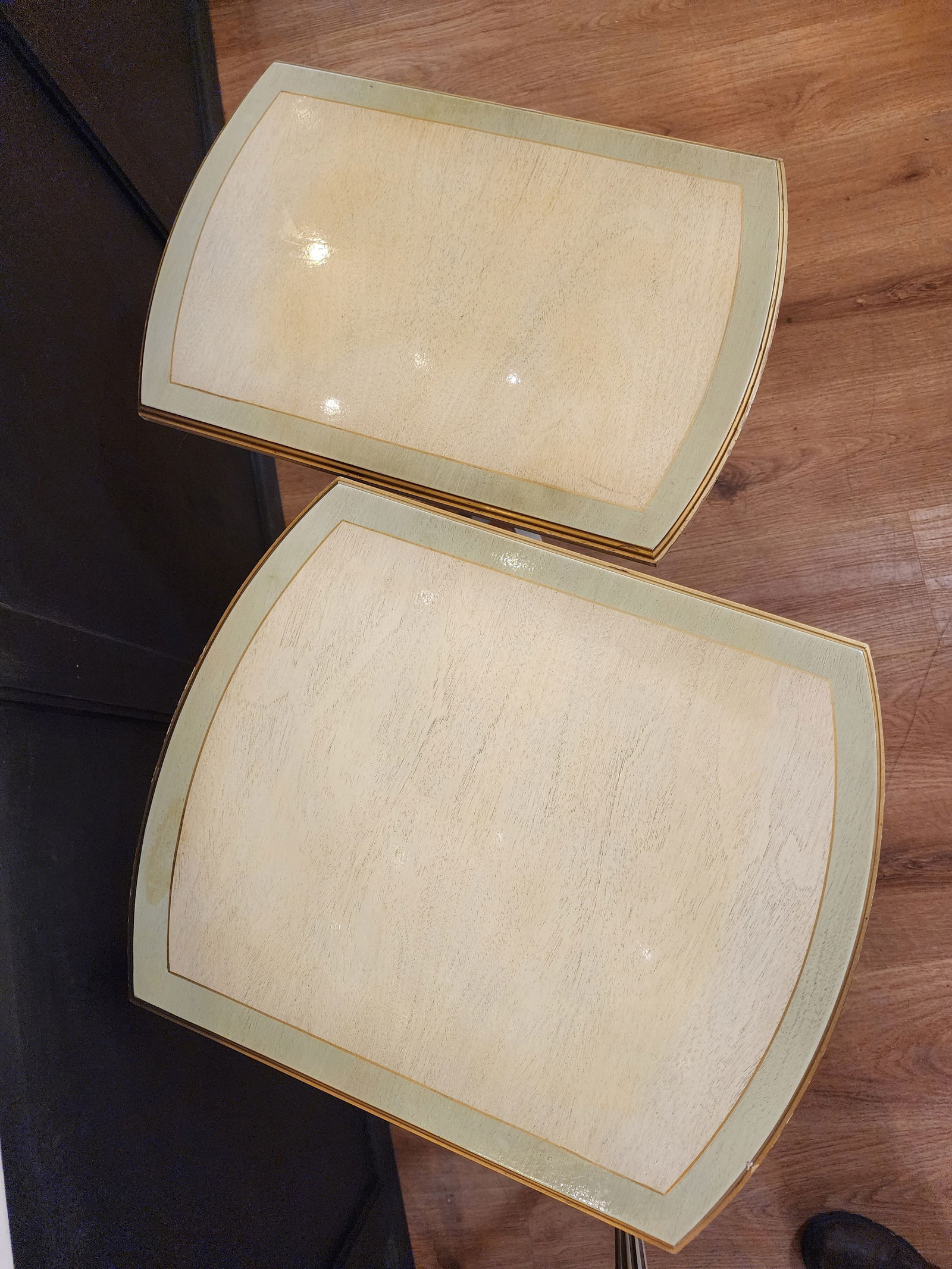 1950s Beautiful French Country Nesting Tables - 4