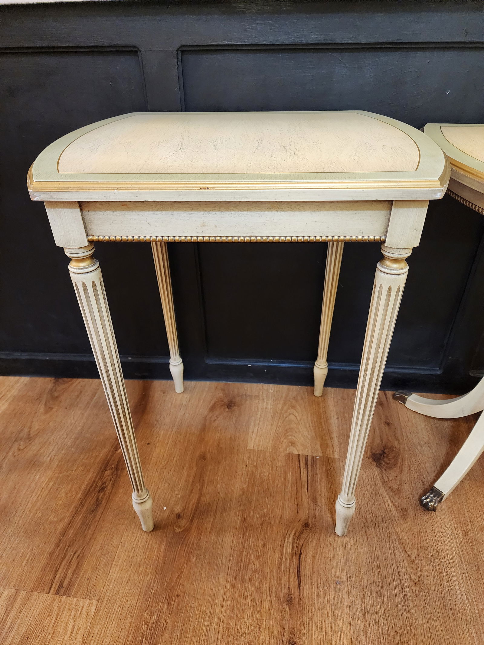 1950s Beautiful French Country Nesting Tables - 6