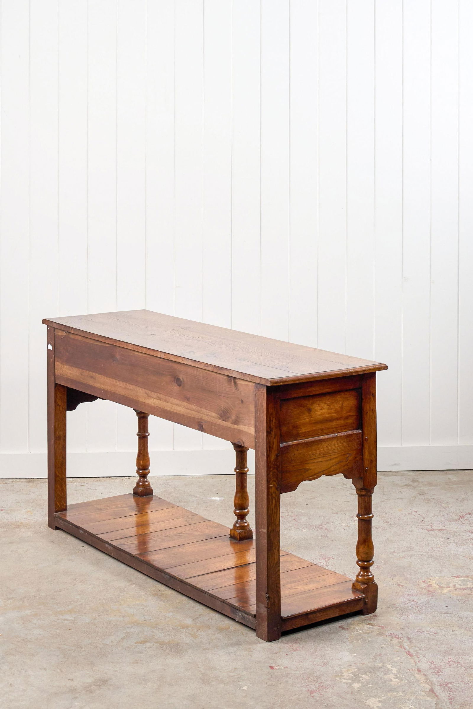 19th Century English Oak Dresser Base/Console With Scalloped Apron - 4