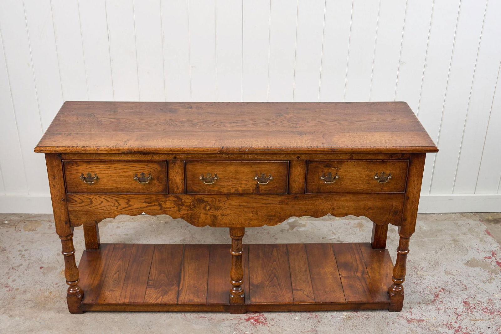 19th Century English Oak Dresser Base/Console With Scalloped Apron - 6