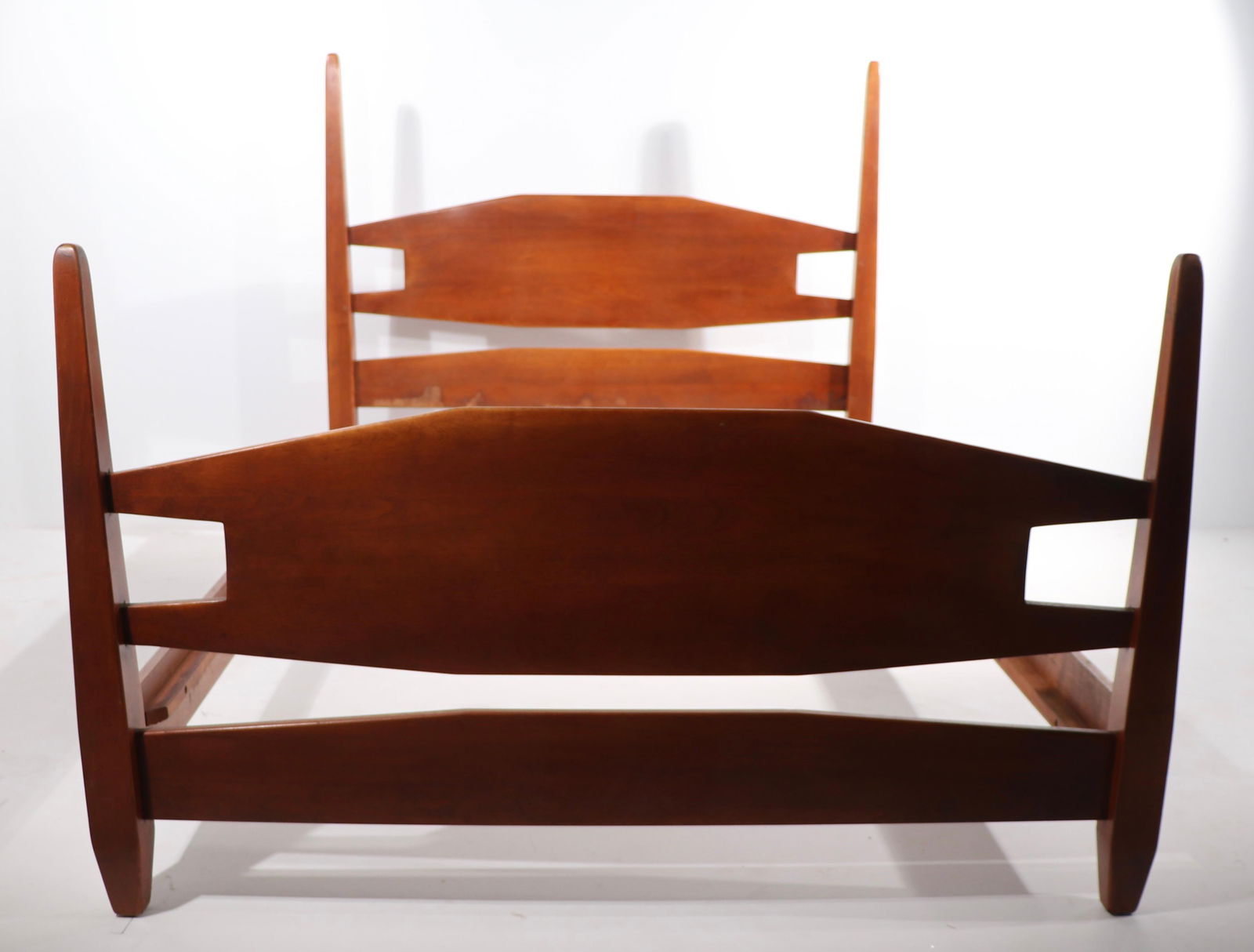 Full Size Cushman Maple Bed Attributed to Herman DeVries - 2