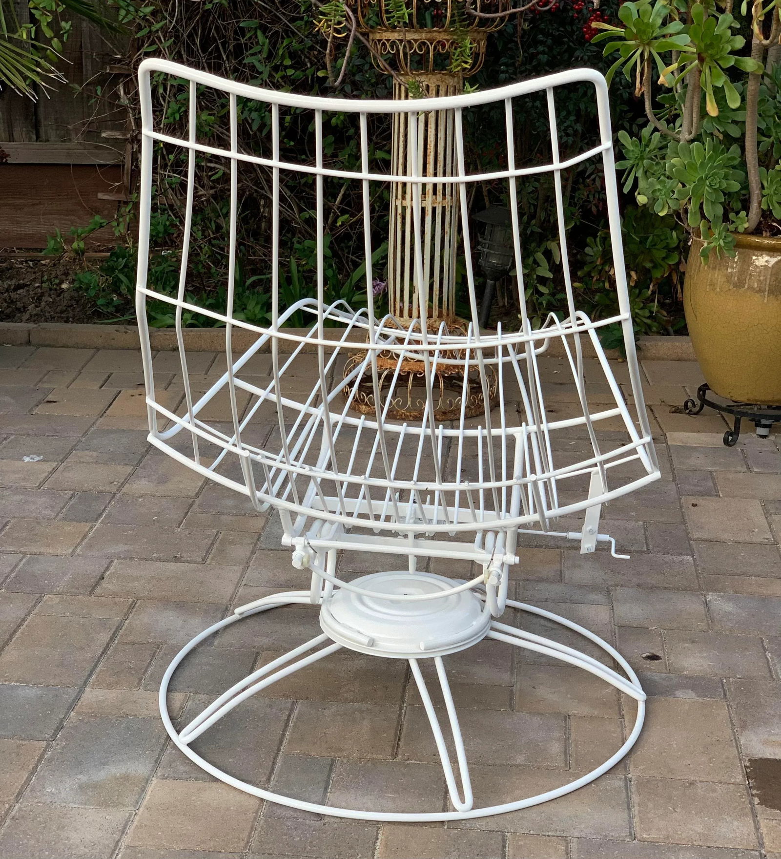 Homecrest Siesta Chaise Lounges - a Pair - 7