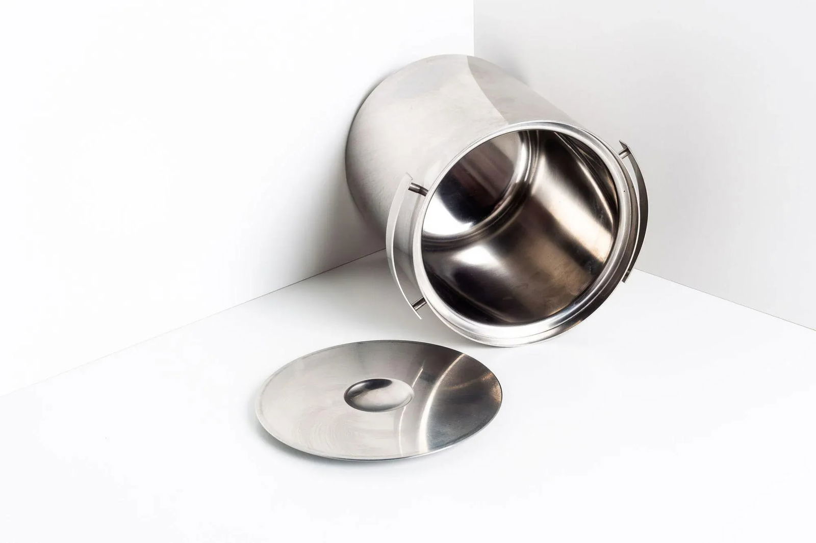 1960s Arne Jacobsen and Cylinda Line Champagne Ice Bucket - 8