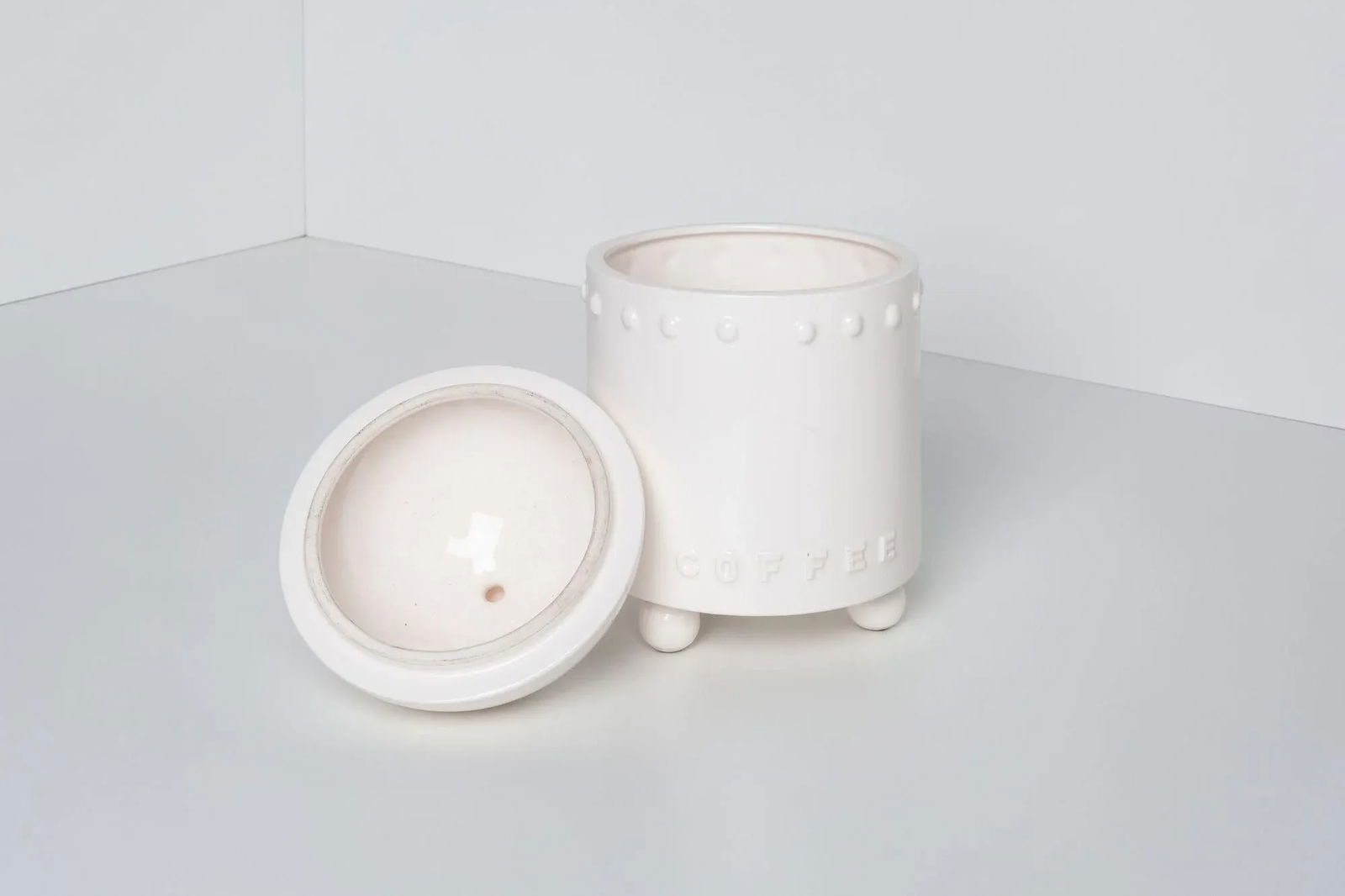 1980s Stanley Tigerman White Ceramic "Tigerman City" Coffee Canister - 7