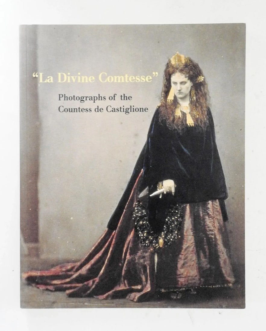 La Divine Comtesse: Photographs of the Countess De Castiglione Book - 13