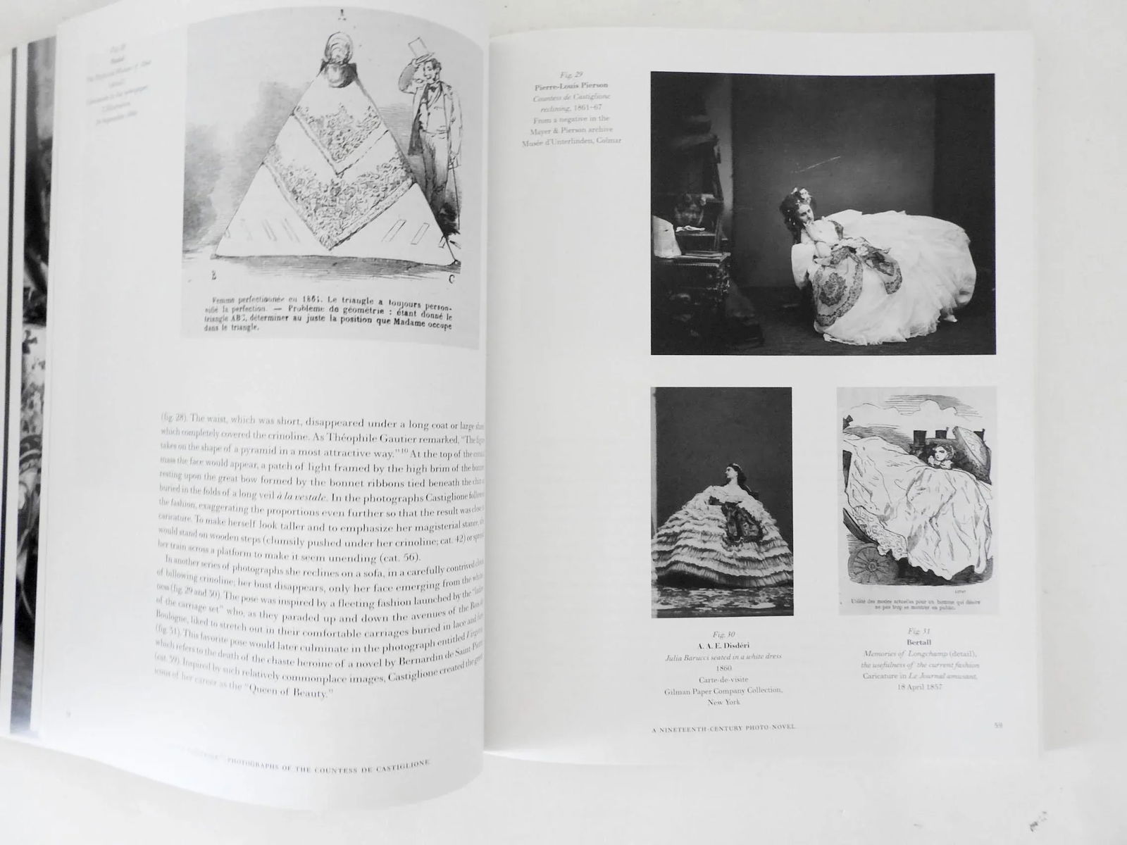 La Divine Comtesse: Photographs of the Countess De Castiglione Book - 9