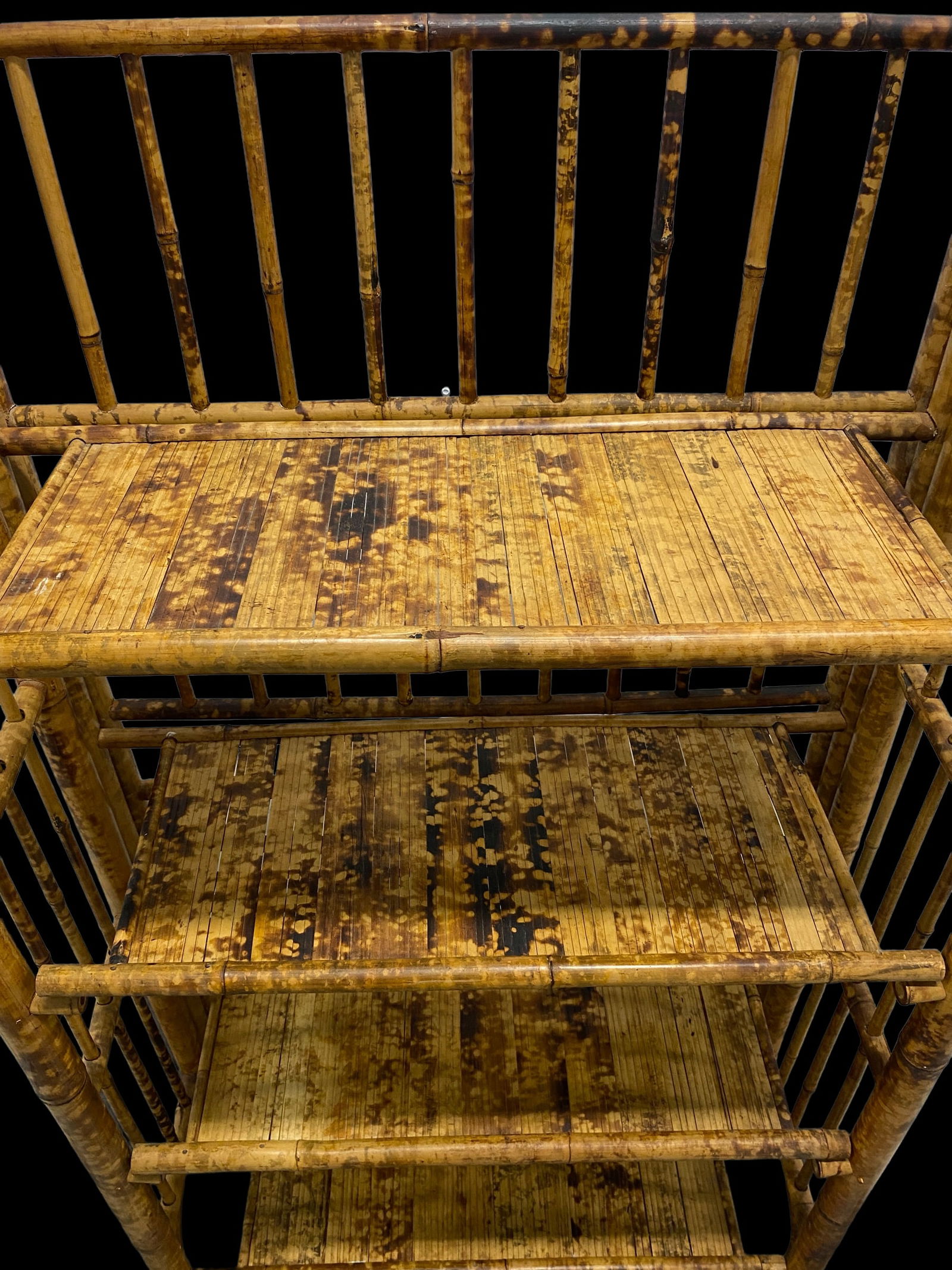 1970s Tall Vintage Burnt Bamboo Faux Tortoise Shell Four Shelf Etagere - 4