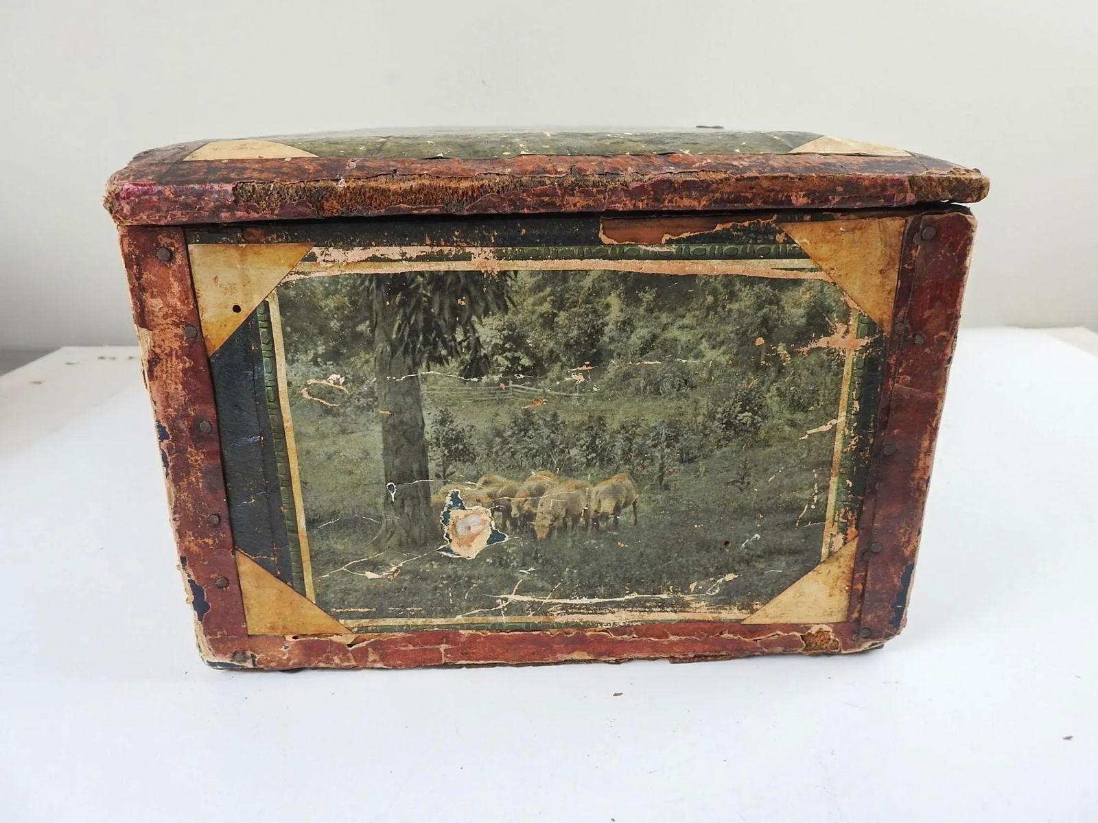 Antique Distressed Folk Art Box - 10