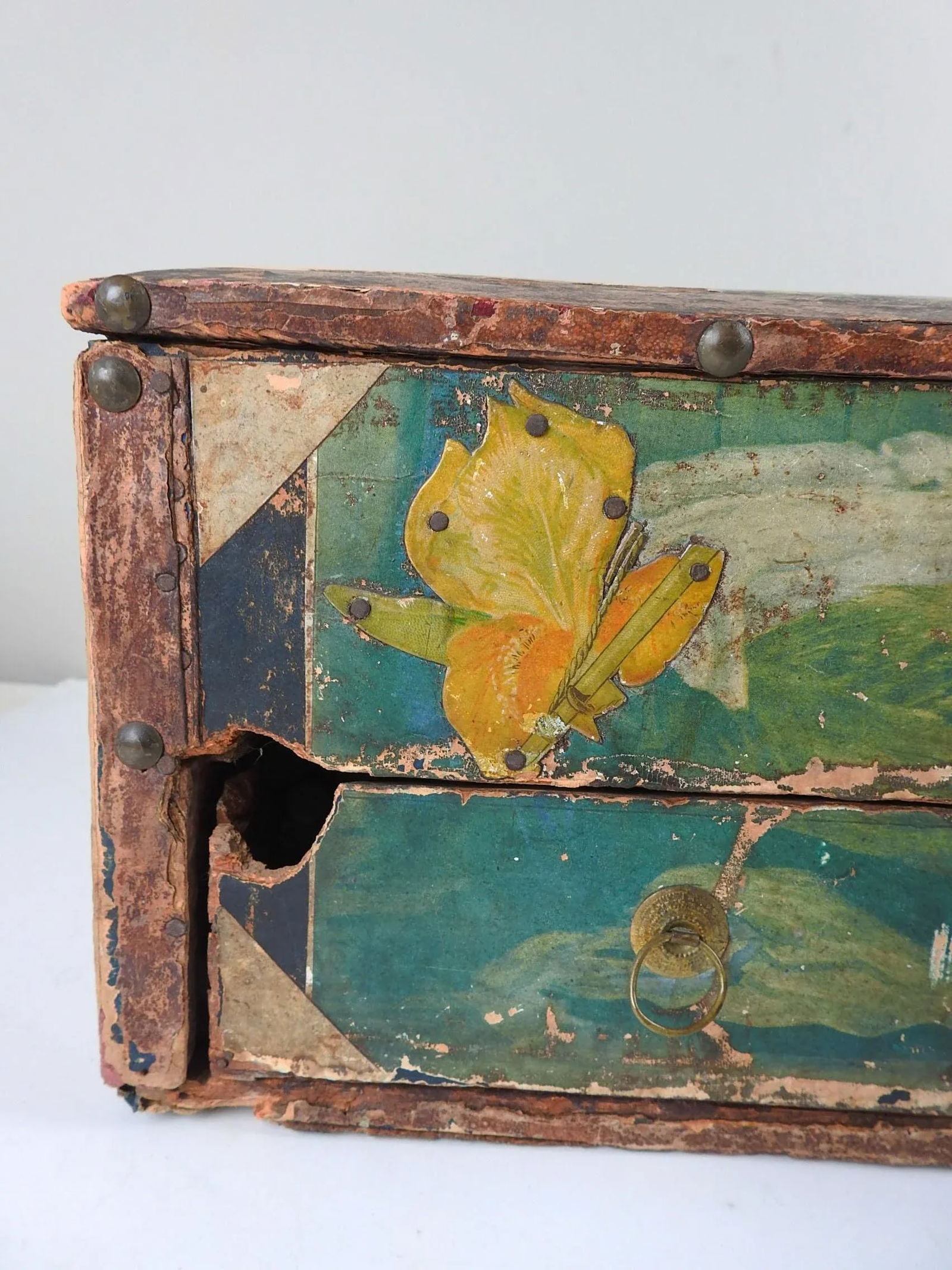 Antique Distressed Folk Art Box - 7