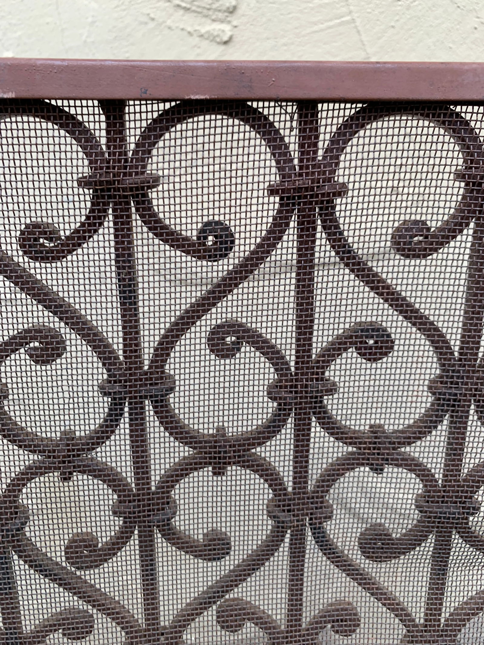 Antique Late 19th Century Spanish Wrought Iron Fireplace Screen - 10