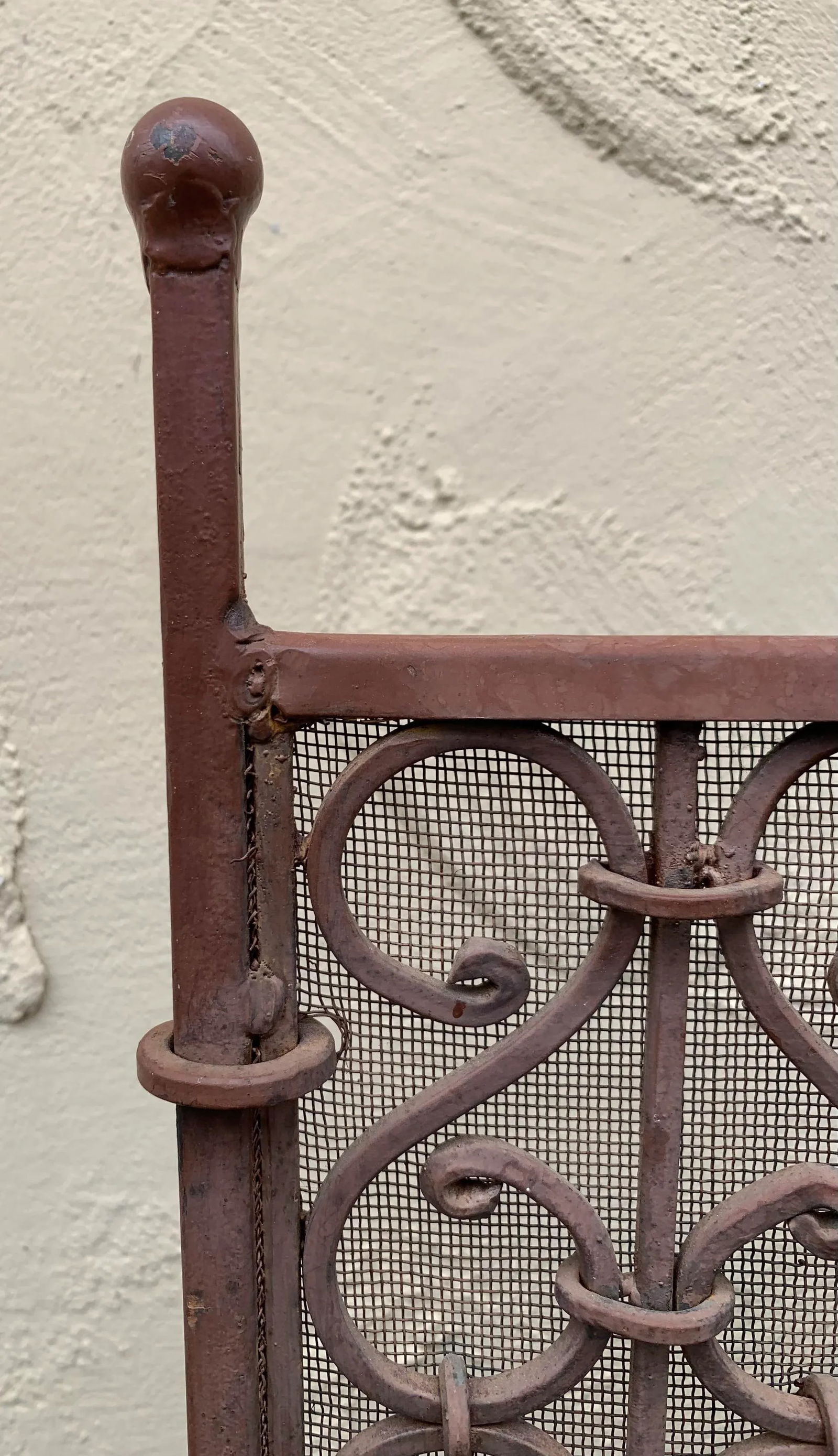Antique Late 19th Century Spanish Wrought Iron Fireplace Screen - 2