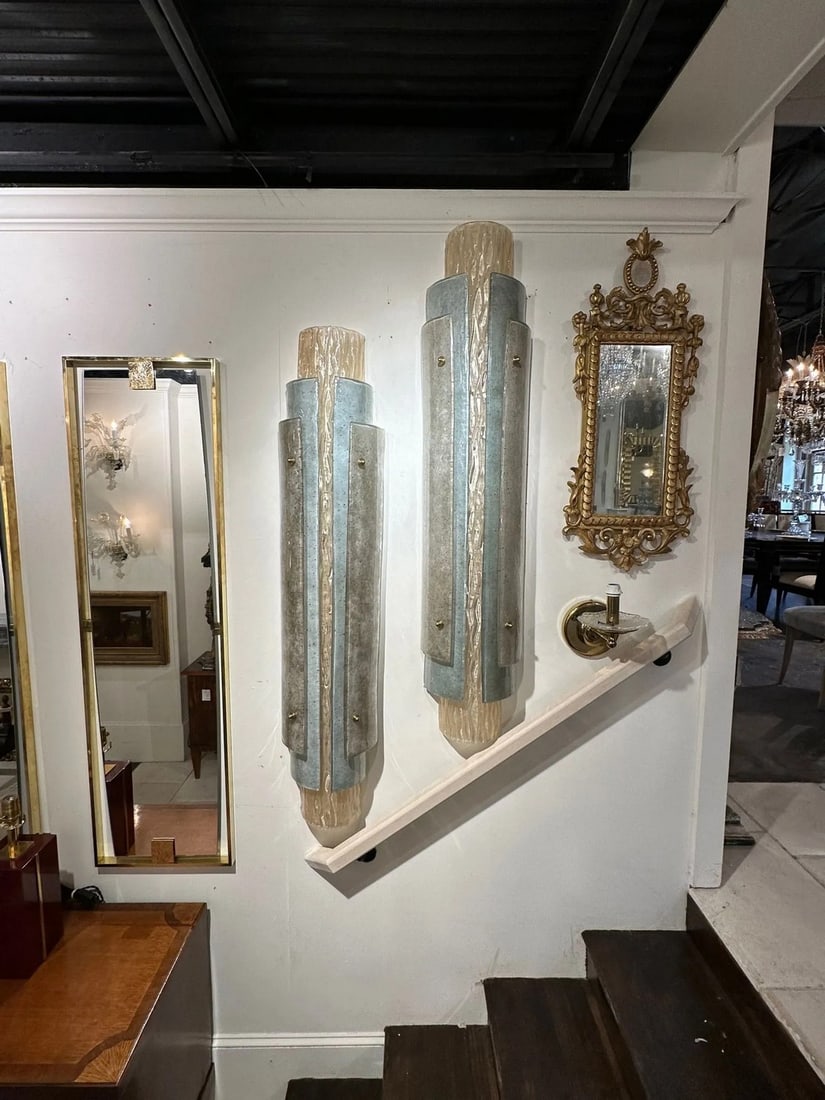 Pair of Large-Scale Modern Layered Murano Glass Sconces - 2