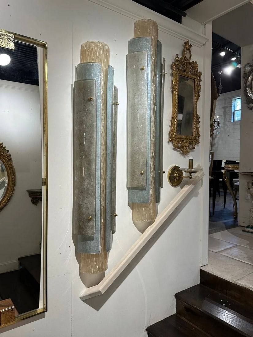 Pair of Large-Scale Modern Layered Murano Glass Sconces - 3