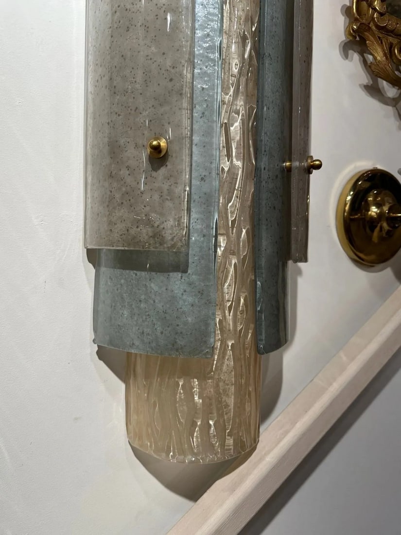 Pair of Large-Scale Modern Layered Murano Glass Sconces - 4